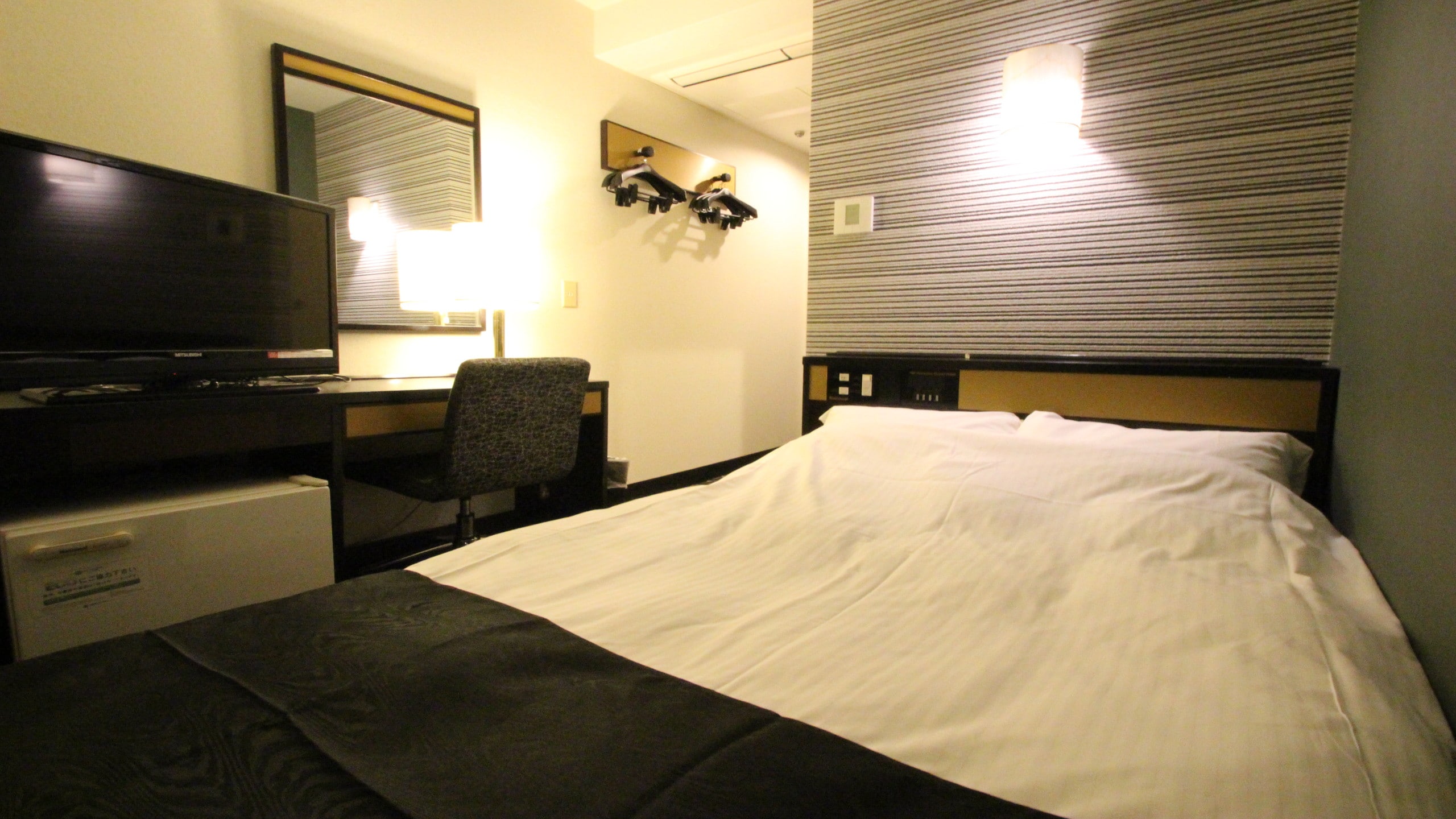 Single room for 2 people