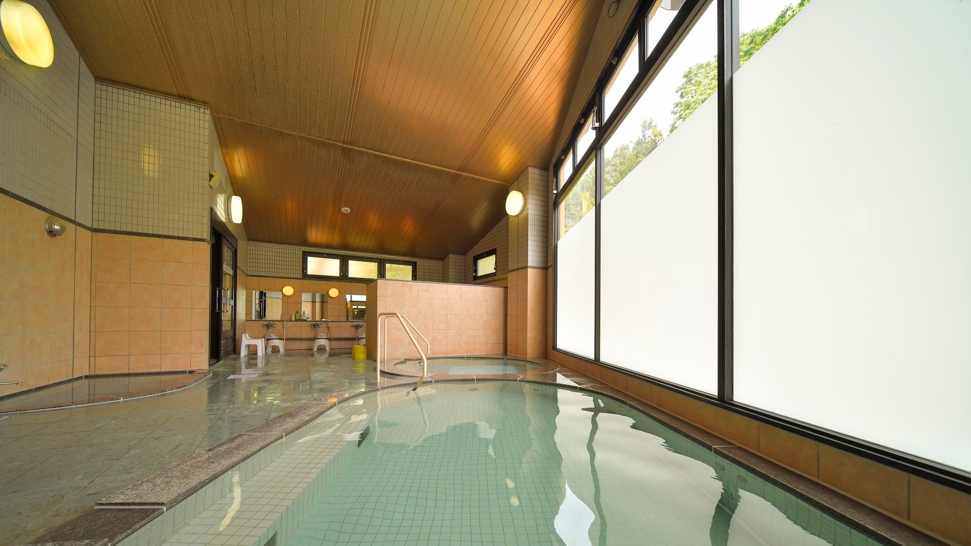 Large communal bath