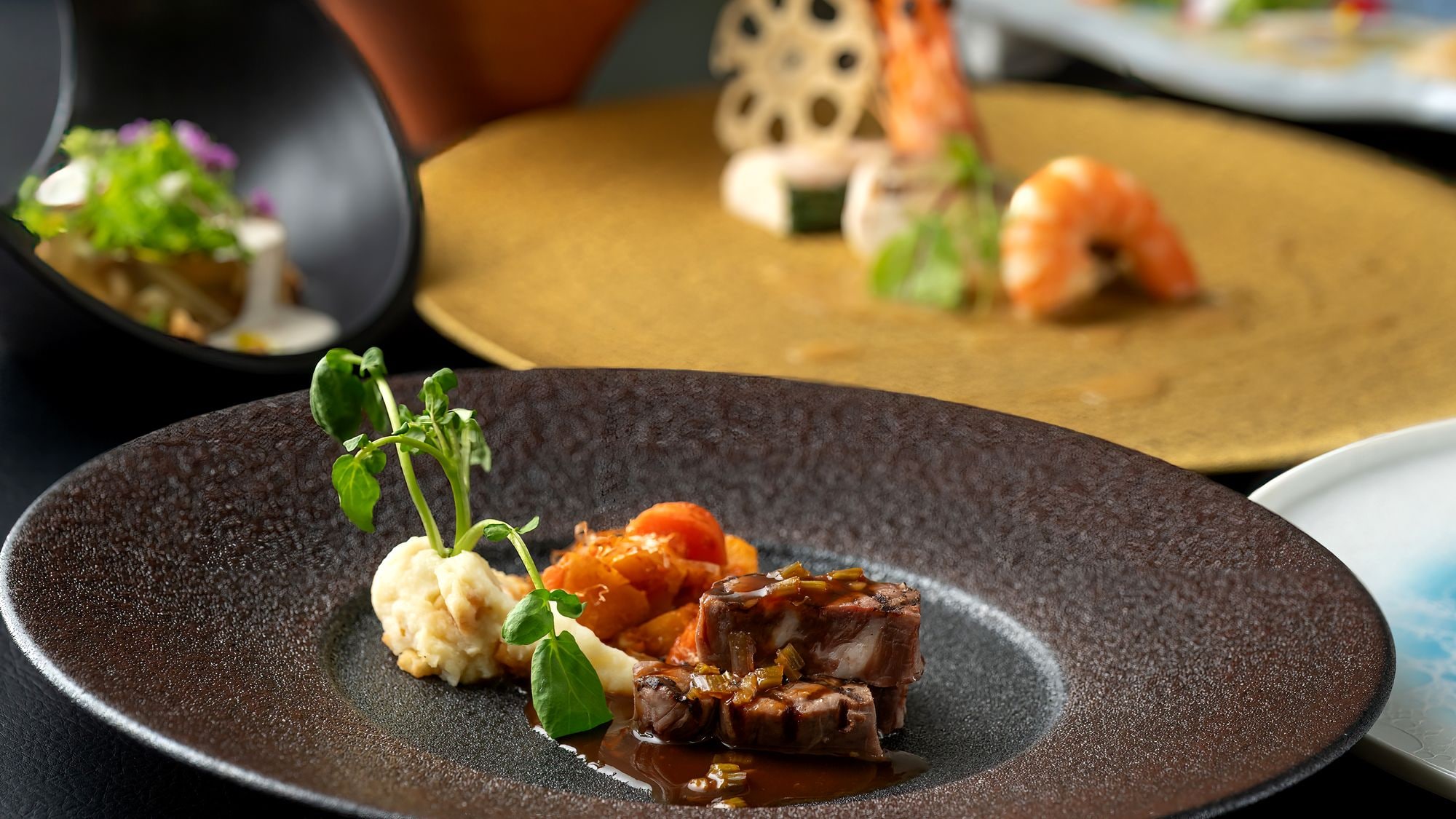 ■晚餐图片| 享用采用优质时令食材和当地美食烹制的法式晚餐。