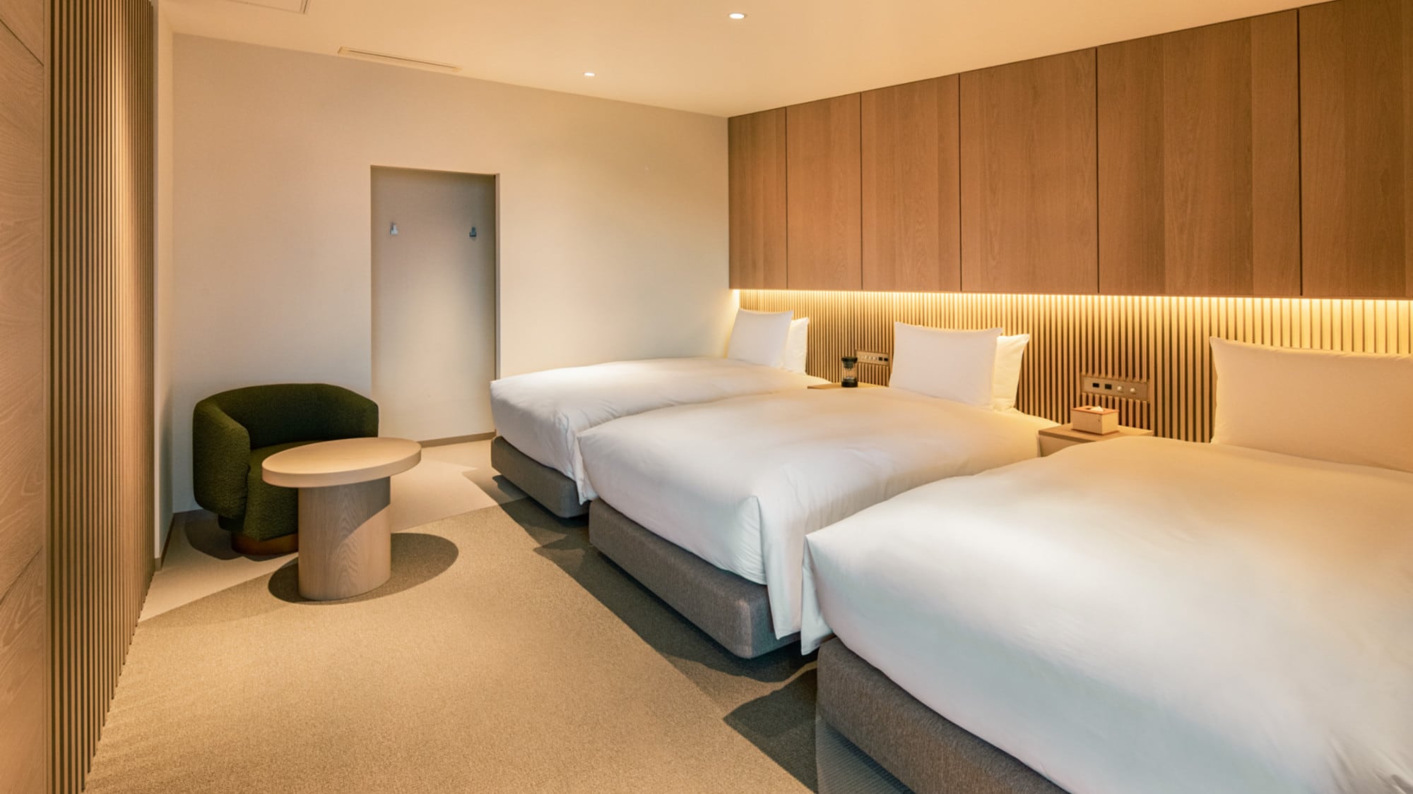 [Grand Bach Deluxe Triple] Bedroom