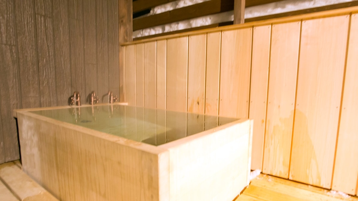 * [Room with hot spring open-air bath] Japanese-Western style room/You can enjoy the hot spring slowly in your room.