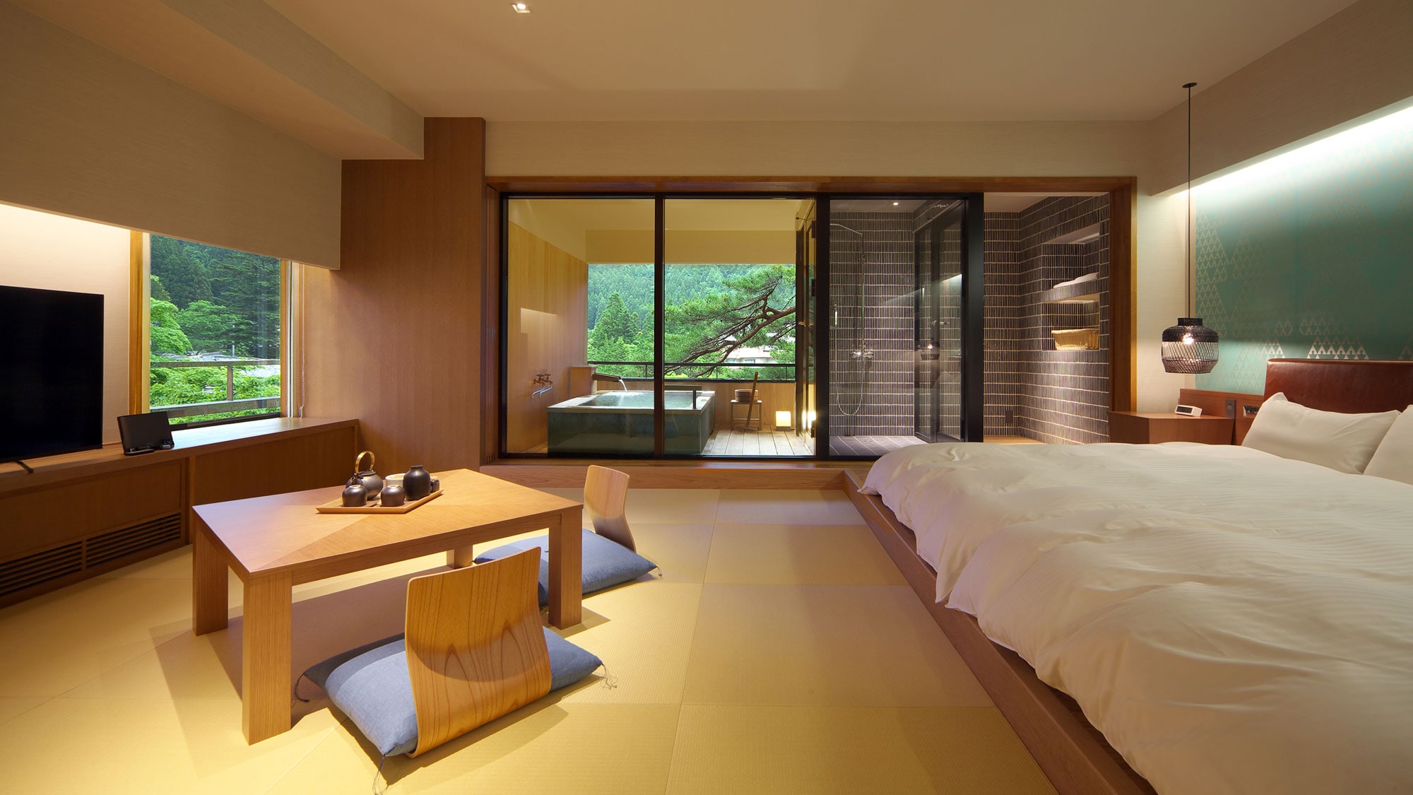 《Renewed in March 2016》 [Kashotei, Five-star Concept Rooms: Mori, Wafu, Nami (with open-air bath)]