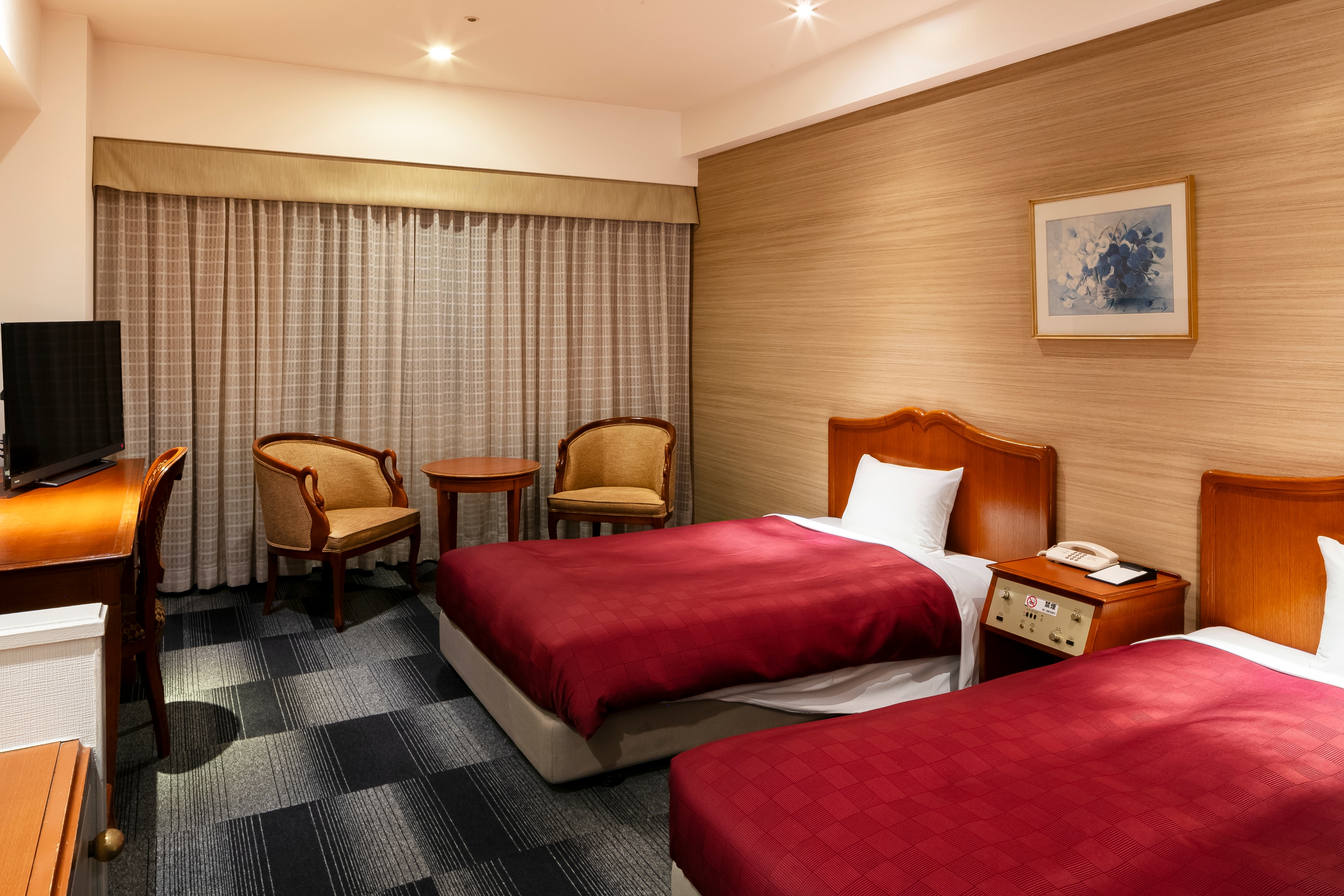 Standard Twin Room