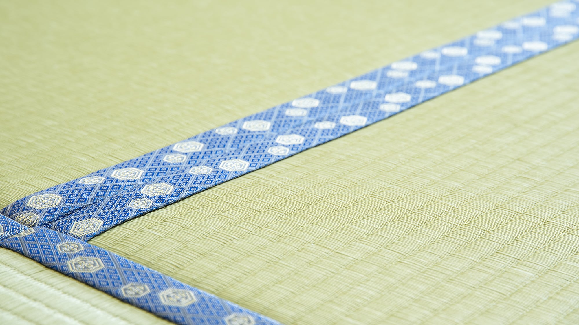*TATAMI kháng khuẩn và kháng vi-rút
