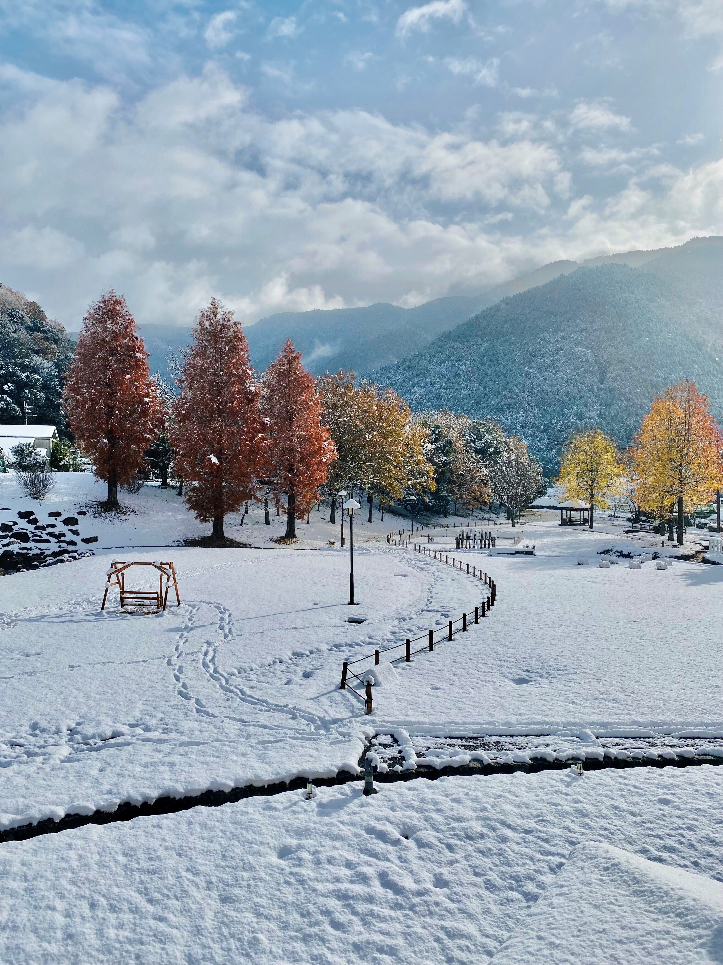 ฉากหิมะยามเช้า