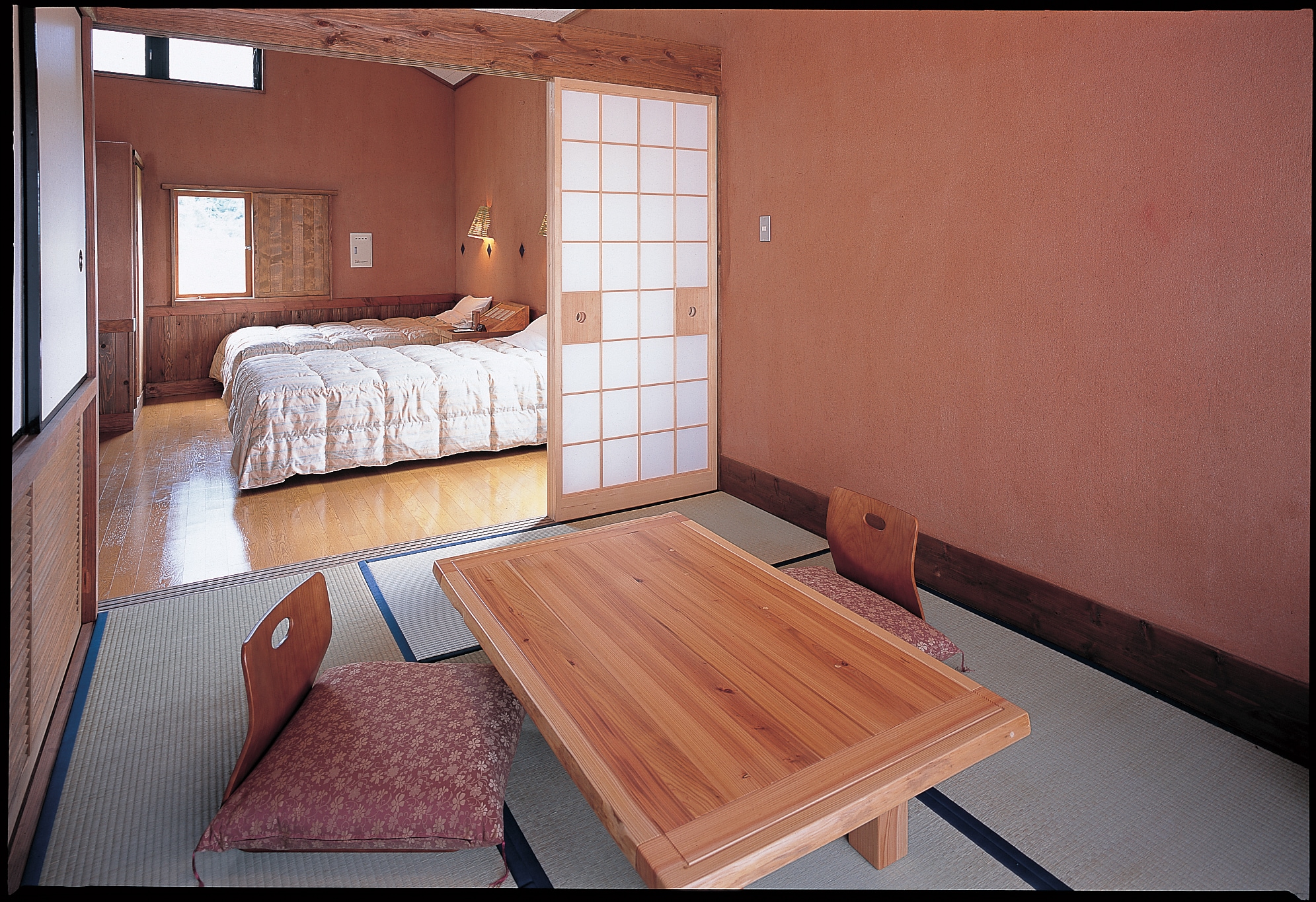 Japanese and Western room with hot water in the view