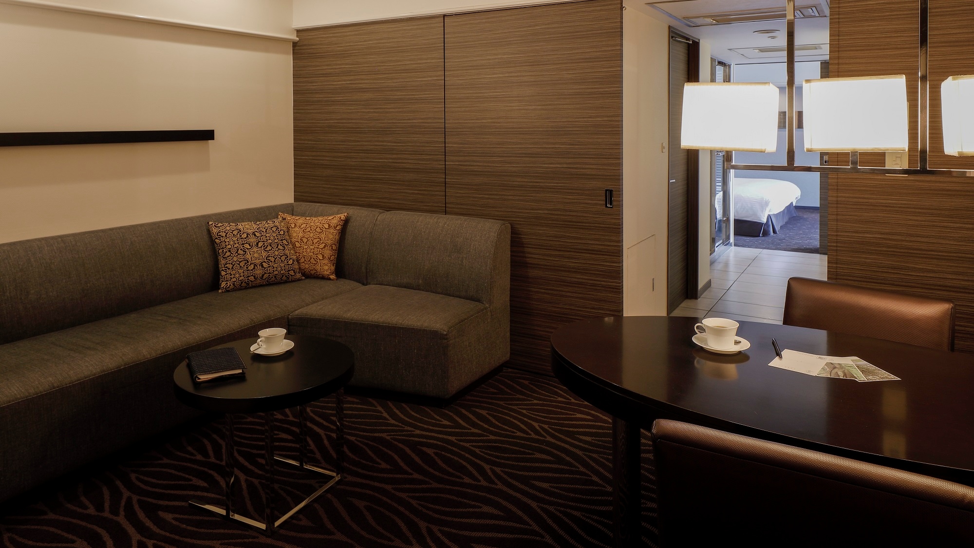 [Luxury corner double (with corner terrace) / 44 sqm]