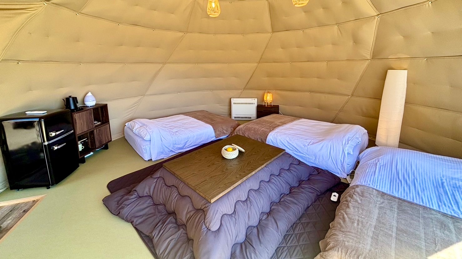 ③Tenda kubah dengan pemandian terbuka pribadi, 3 tempat tidur double