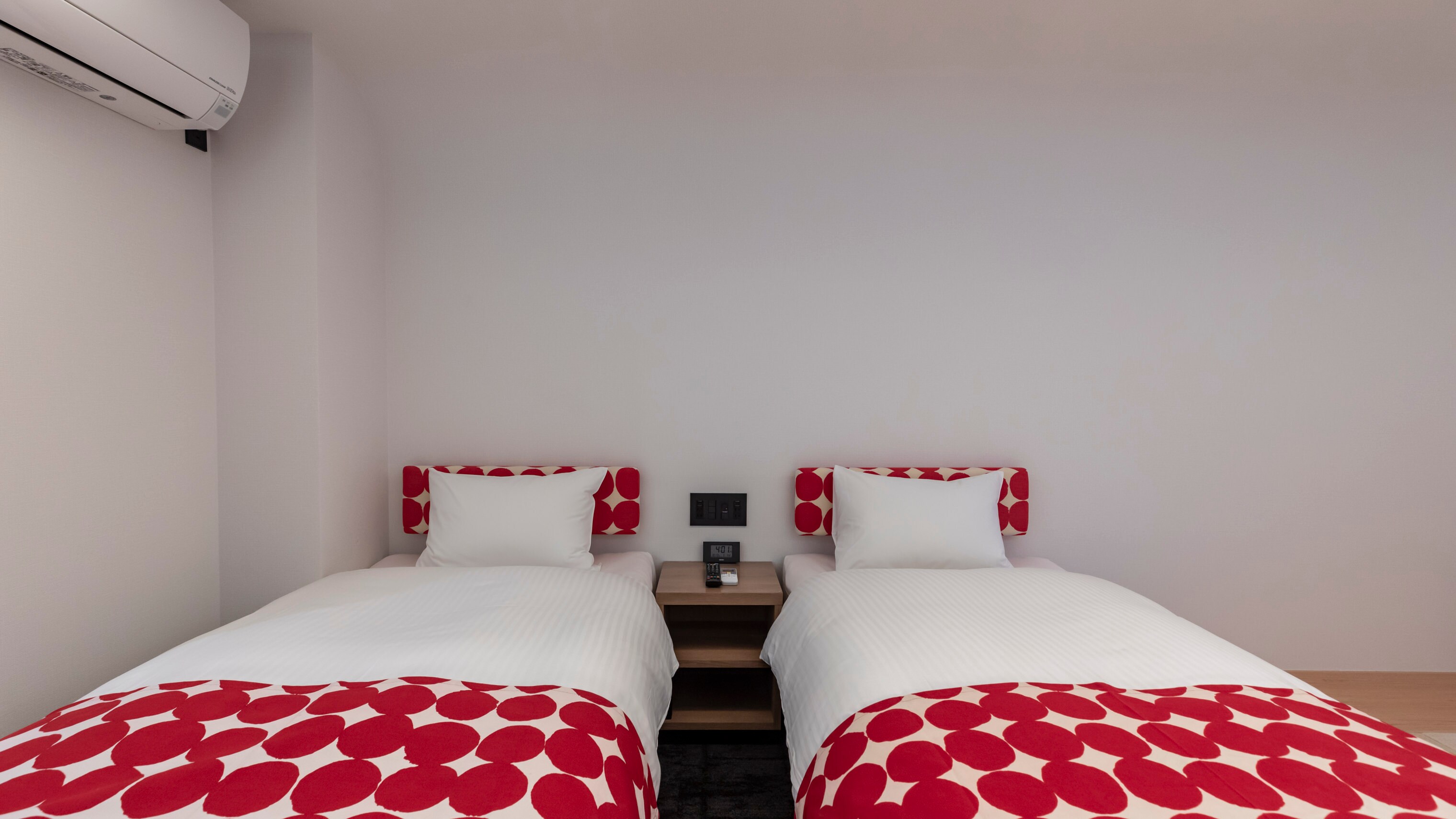 [Non-smoking] Twin room