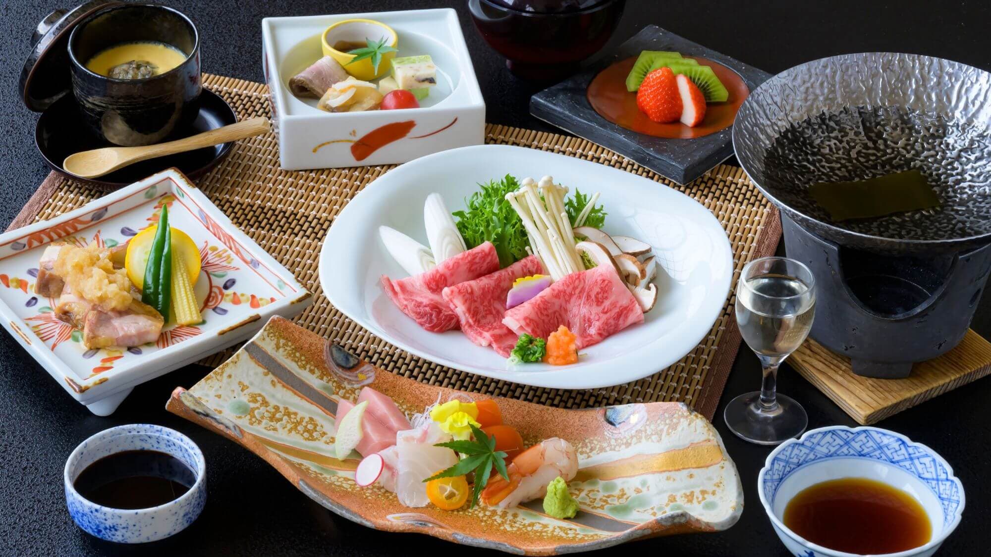 [嚴選美食懷石料理] 這是 Yamashion 的驕傲，嚴選美食懷石料理，提供每種真正美味的菜餚。