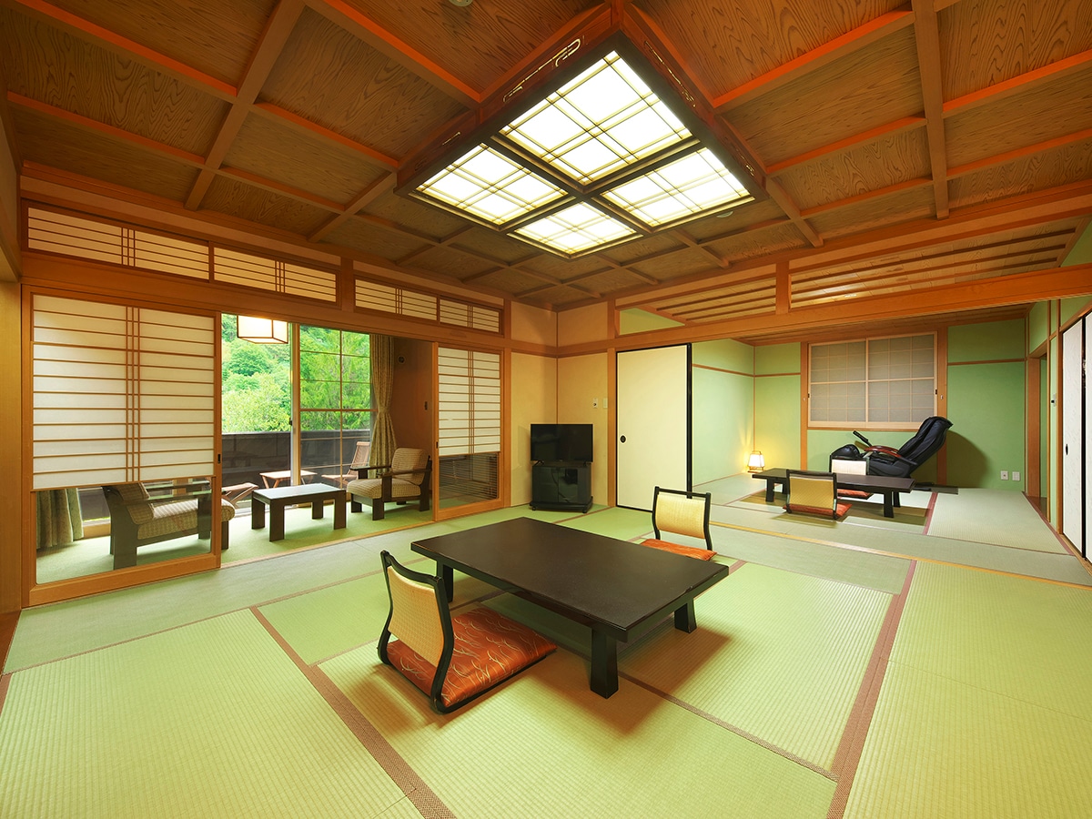 ■ Japanese-style room with open-air bath ■ 12 tatami mats + 10 tatami mats