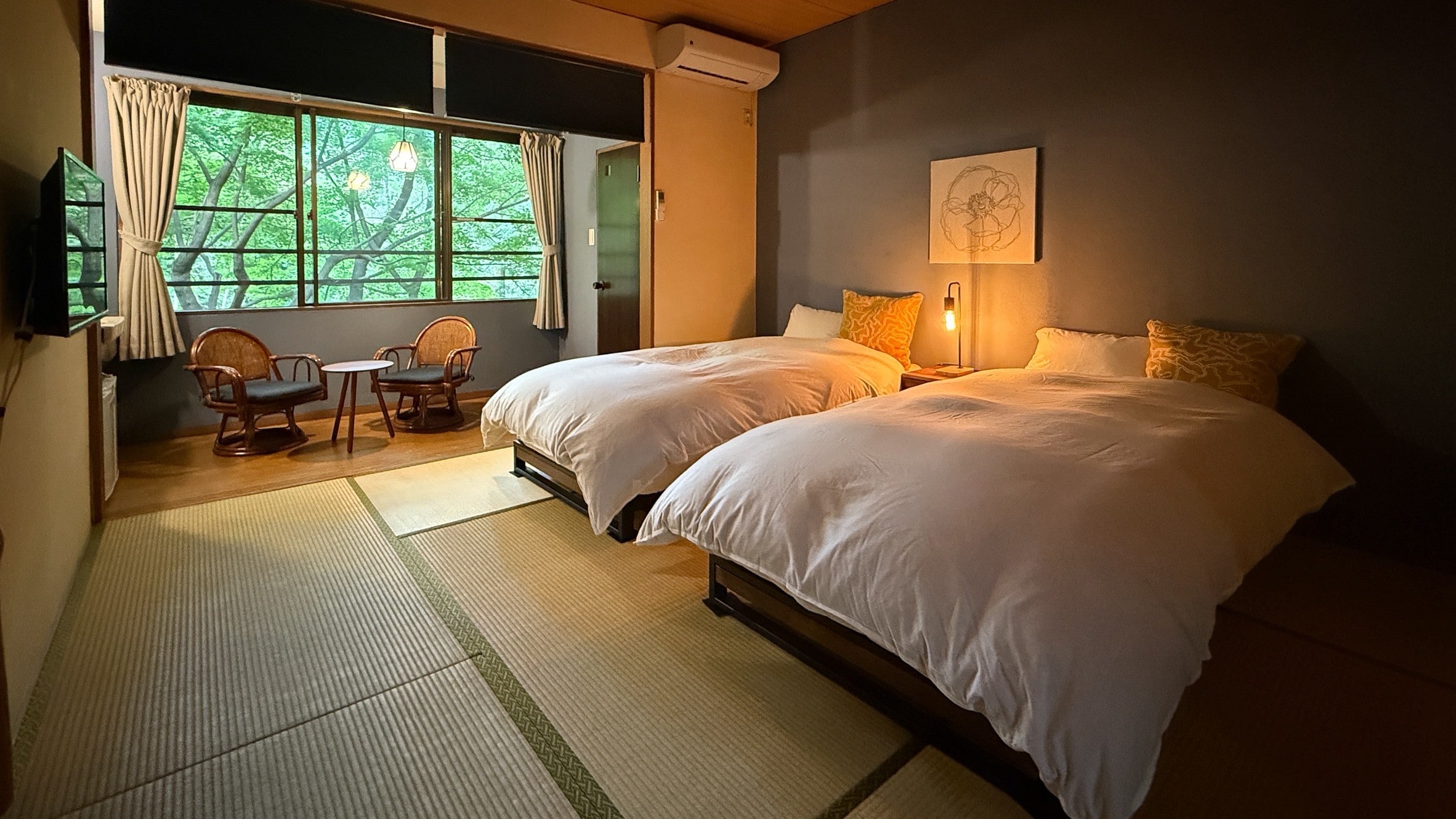 Japanese-style bedroom, 8 tatami twin room "Nishiki"