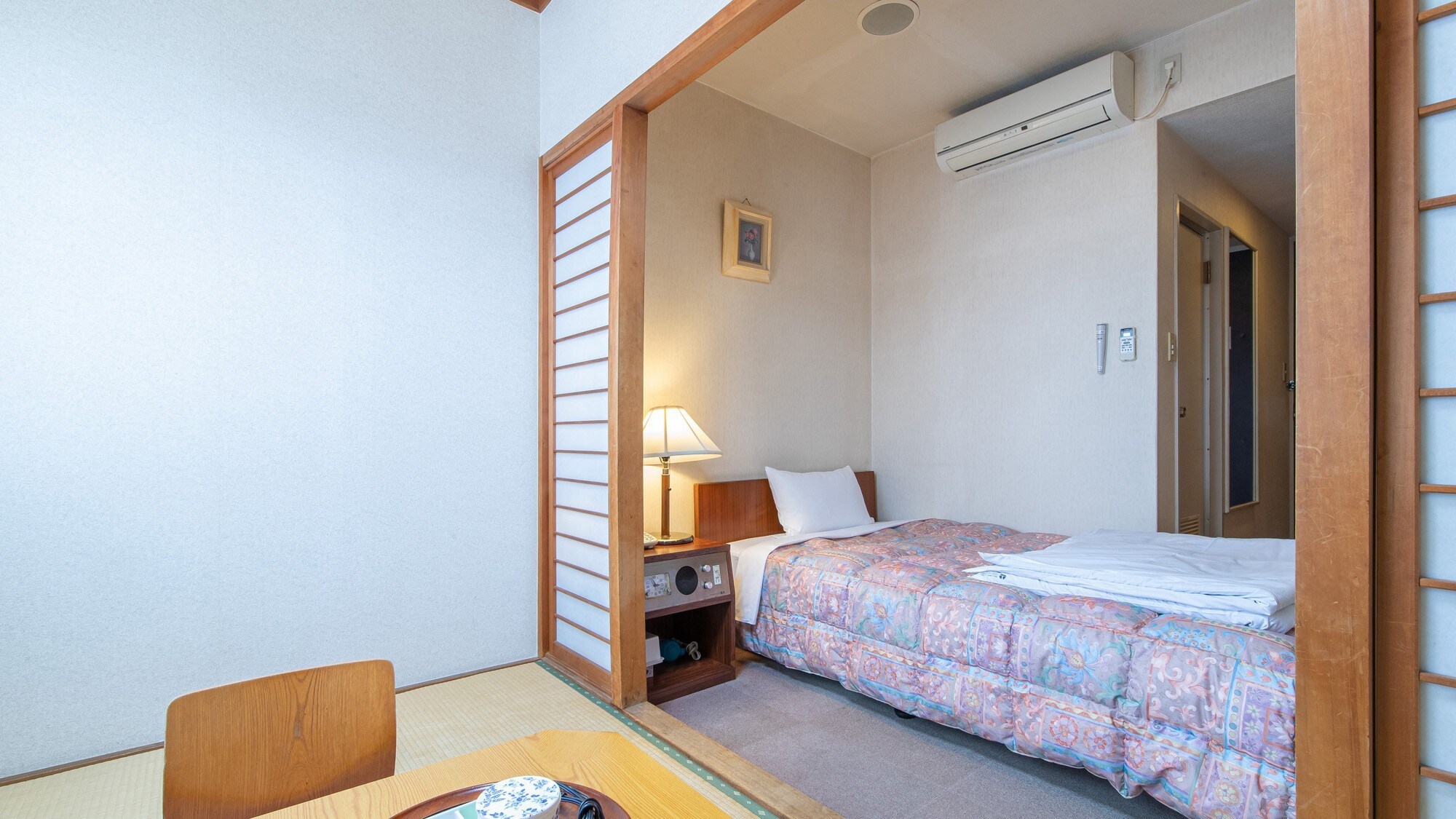 [Non-smoking] Japanese-style compact room for 1-2 people