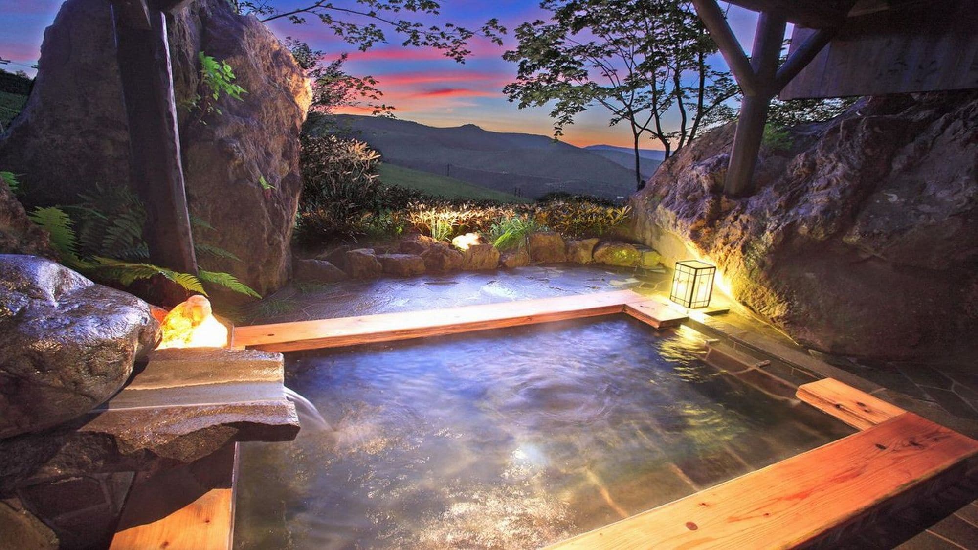 Private open-air bath with sunset views
