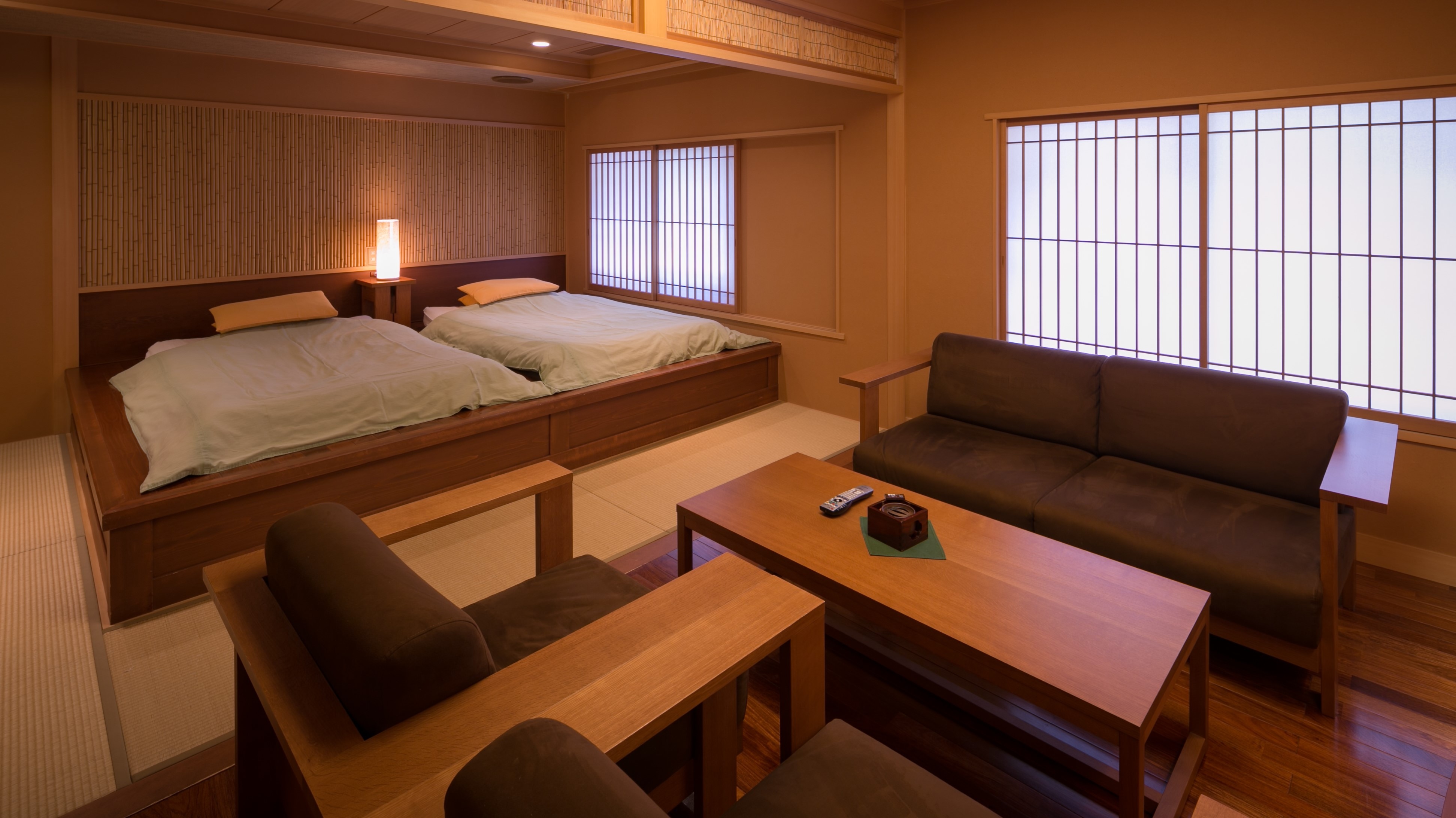 ・ Hagi ・ A room with a tatami bed and a living room