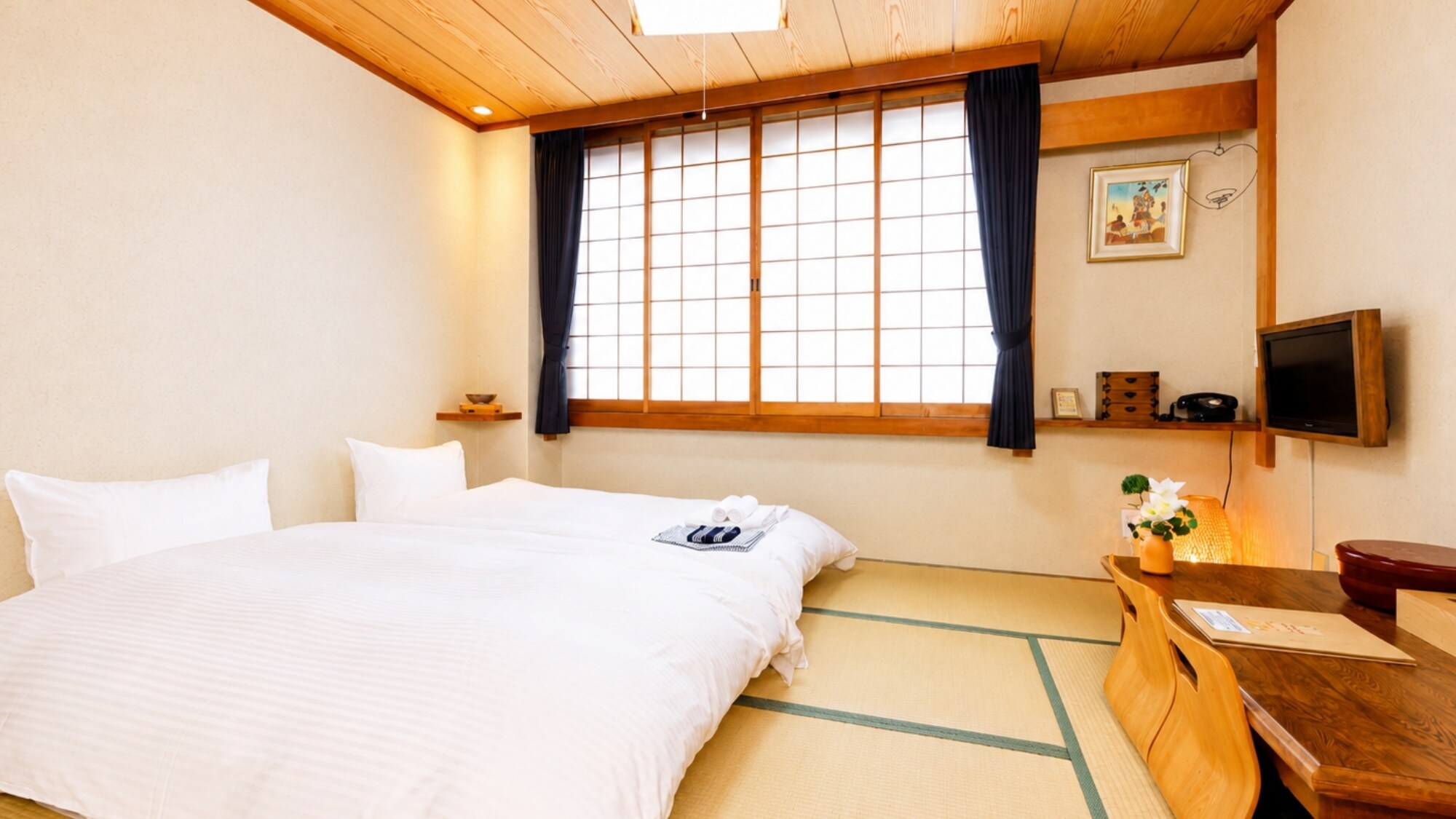 [8 tatami mats] Japanese-Western style room | Capacity 3 people, with shower and toilet.
