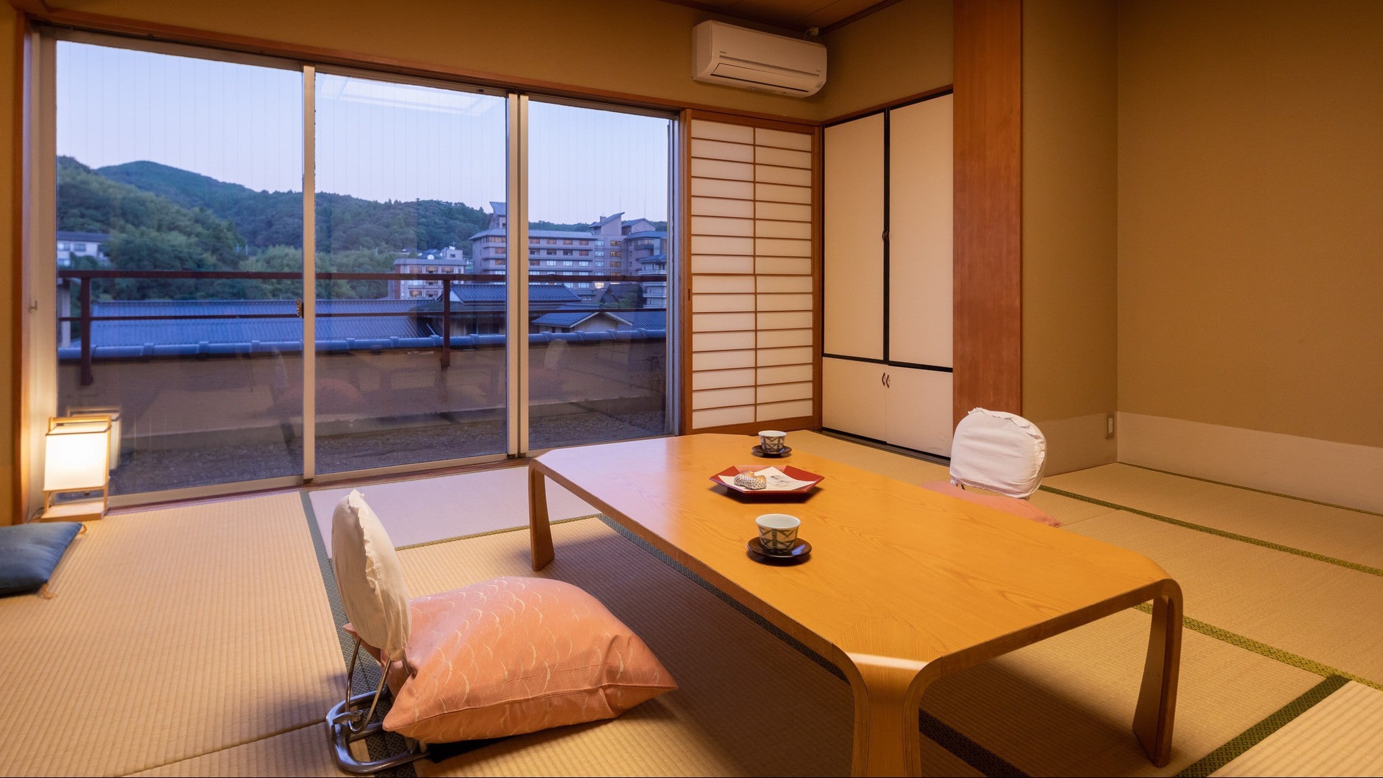 [Non-smoking] Old building/Japanese-style room/This hotel treats it as the old building, but there is no big difference and you can use it at a great value!