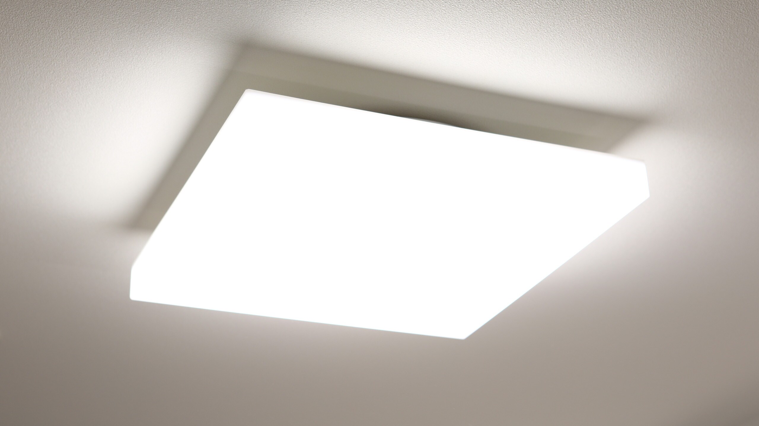 Lampu langit-langit