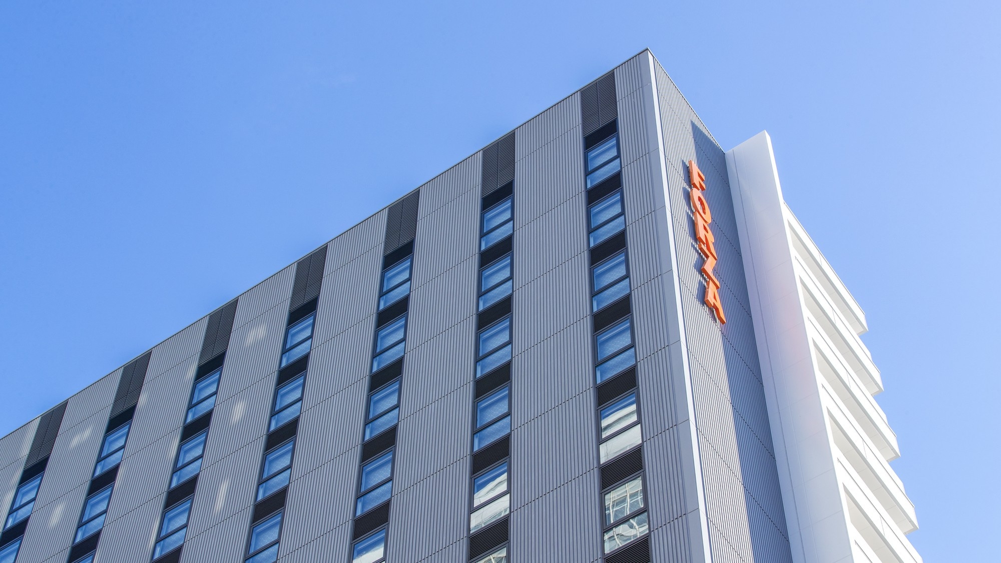 從矢場町站步行約5分鐘。位於名古屋市中心的“Hotel Forza Nagoya Sakae”，方便商務和觀光