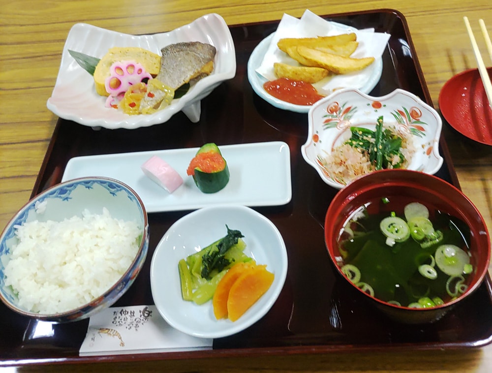 아침 식사 예