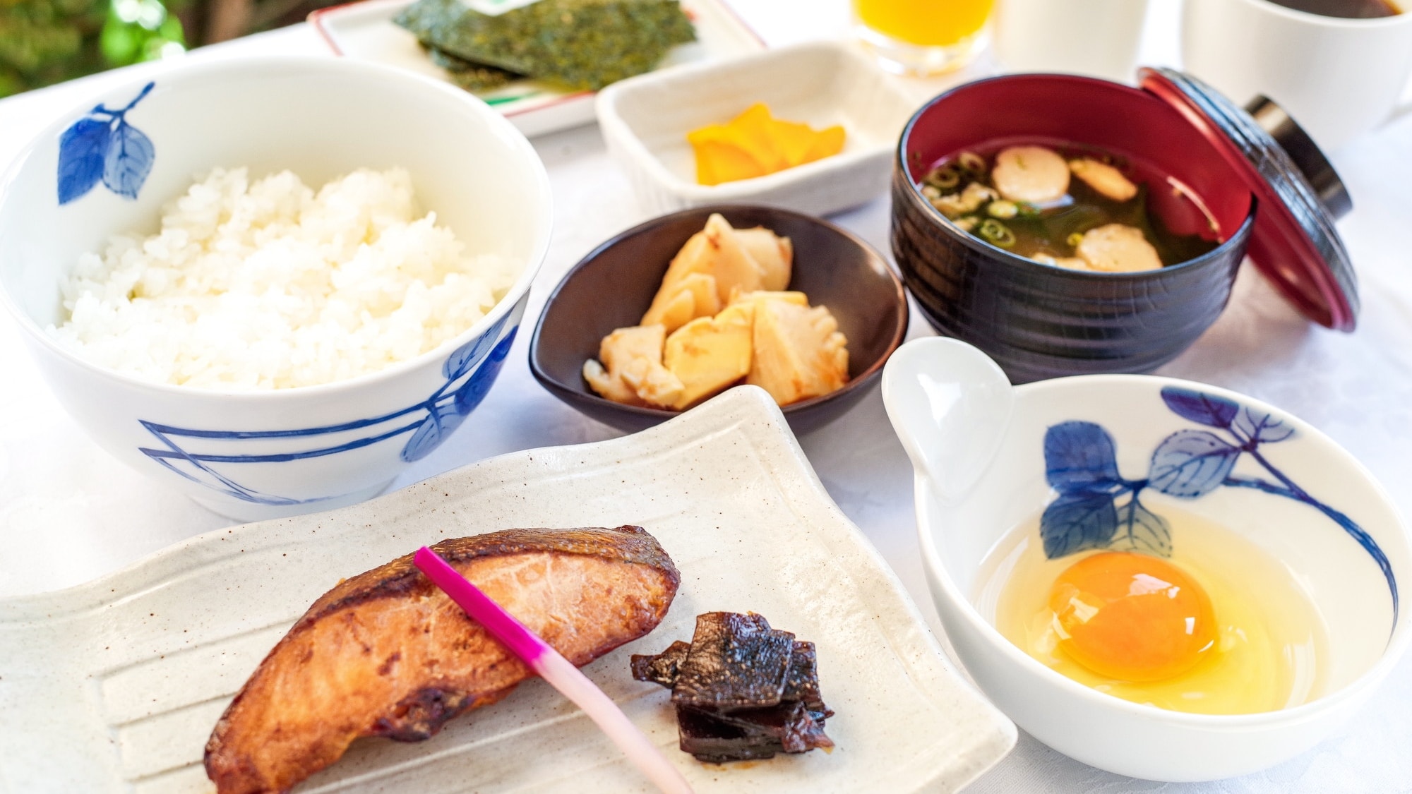 [Breakfast] Egg over rice Eggs are "Japanese eggs" that were born as the ultimate raw eggs.