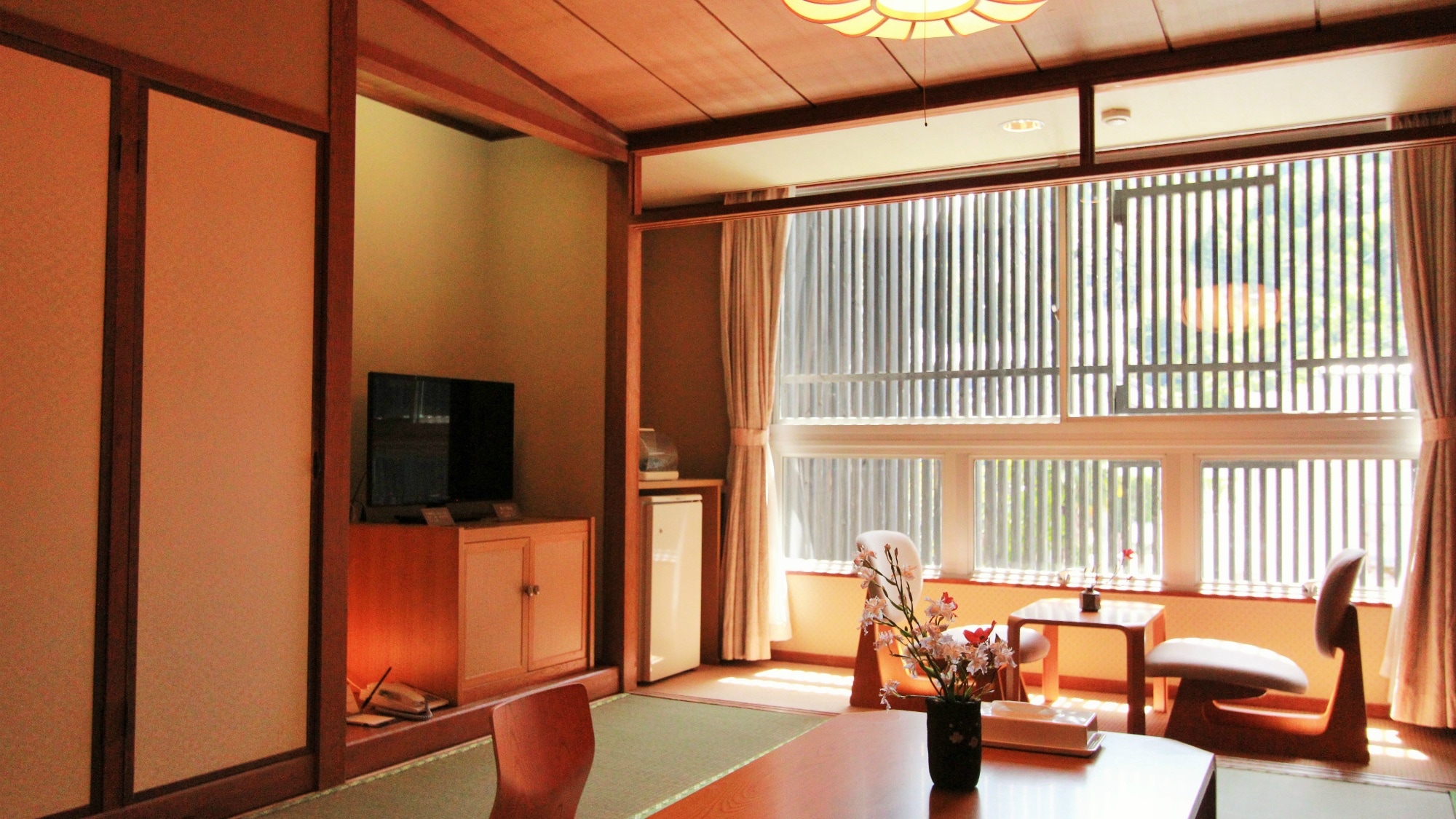 ห้องสไตล์ญี่ปุ่น 8 เสื่อทาทามิ เพลิดเพลินกับพื้นที่ญี่ปุ่น