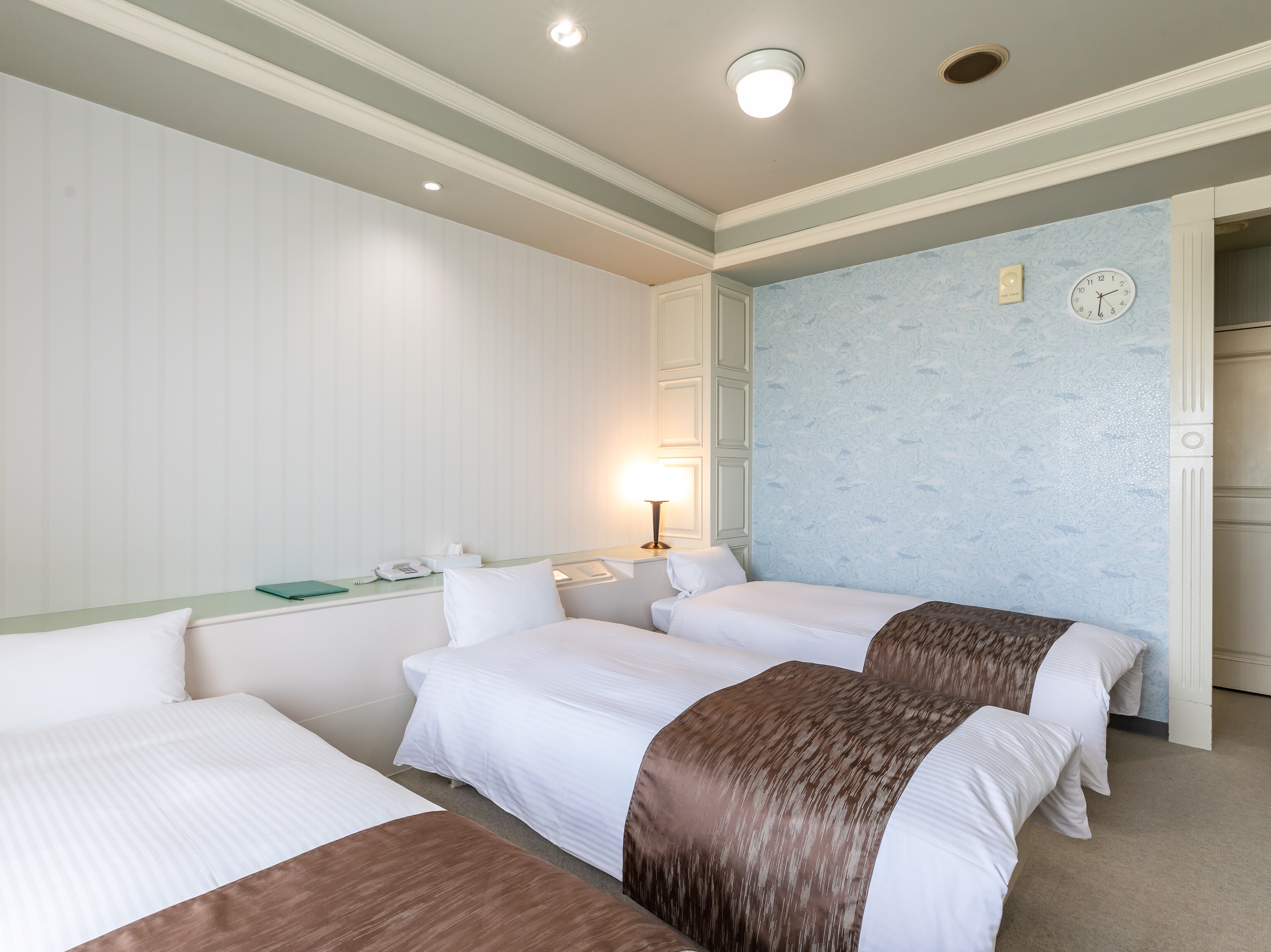 Triple room