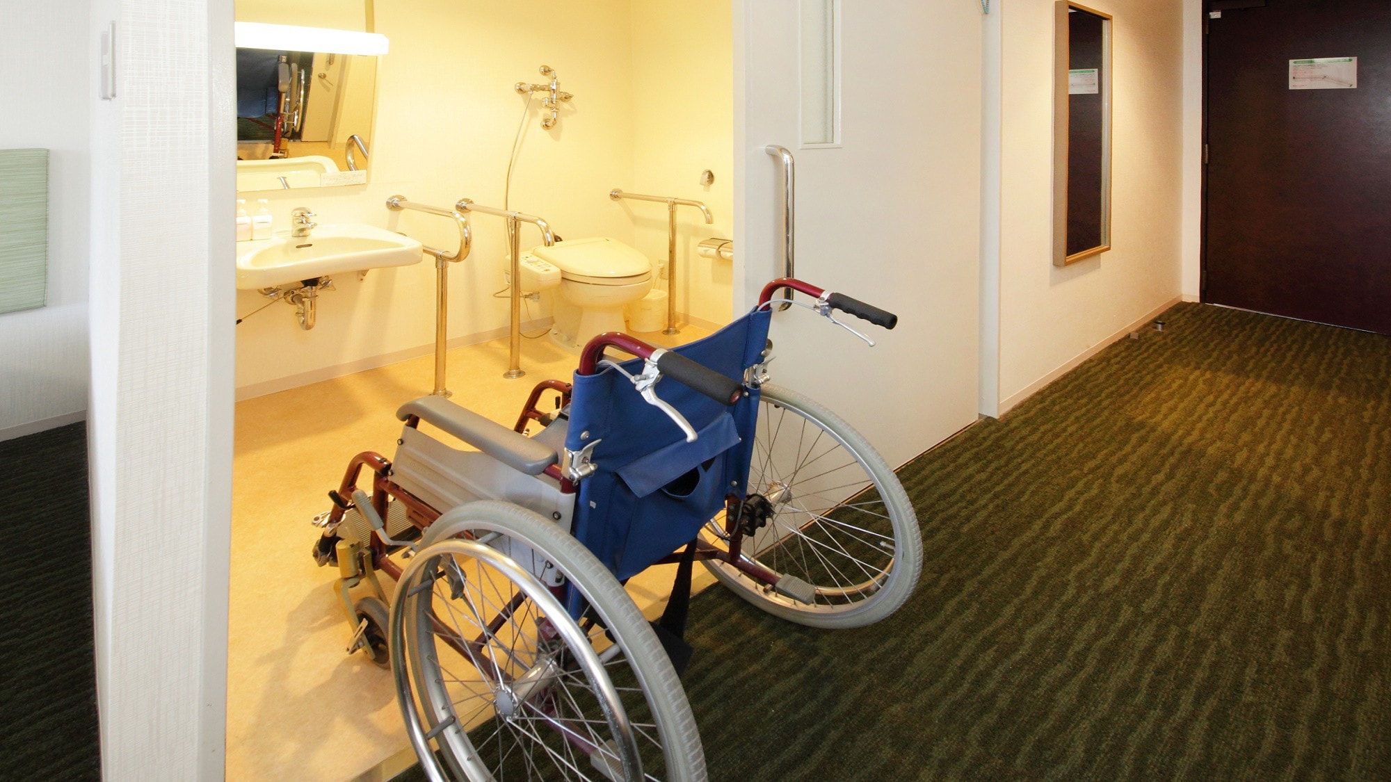 Classic Accessible Twin