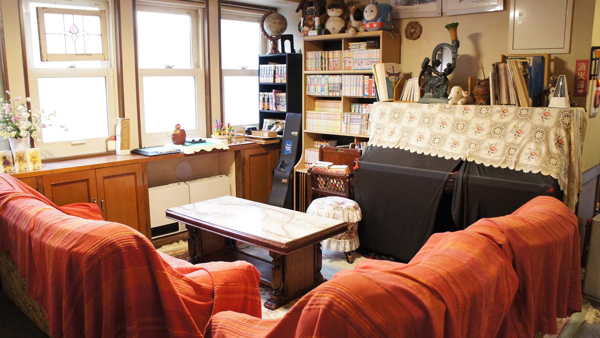 ・ <Living room> A classical space where you can relax as if you were at home