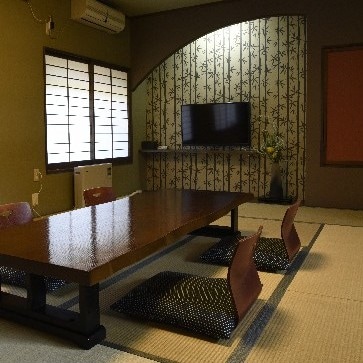 Separate building, modern Japanese style room "Kobushi" (non-smoking), infants allowed [Capacity: 2-6 people]
