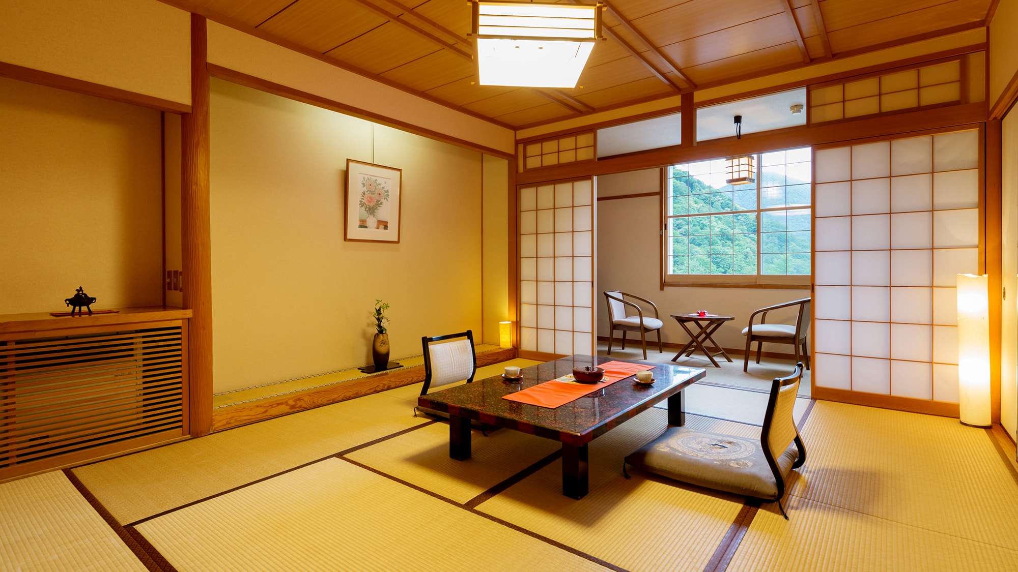 ■ Japanese-style room 10 tatami mats ■