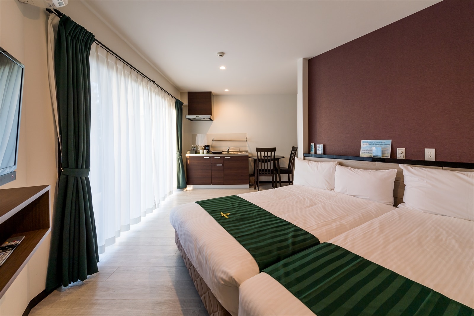 Twin room with kitchen