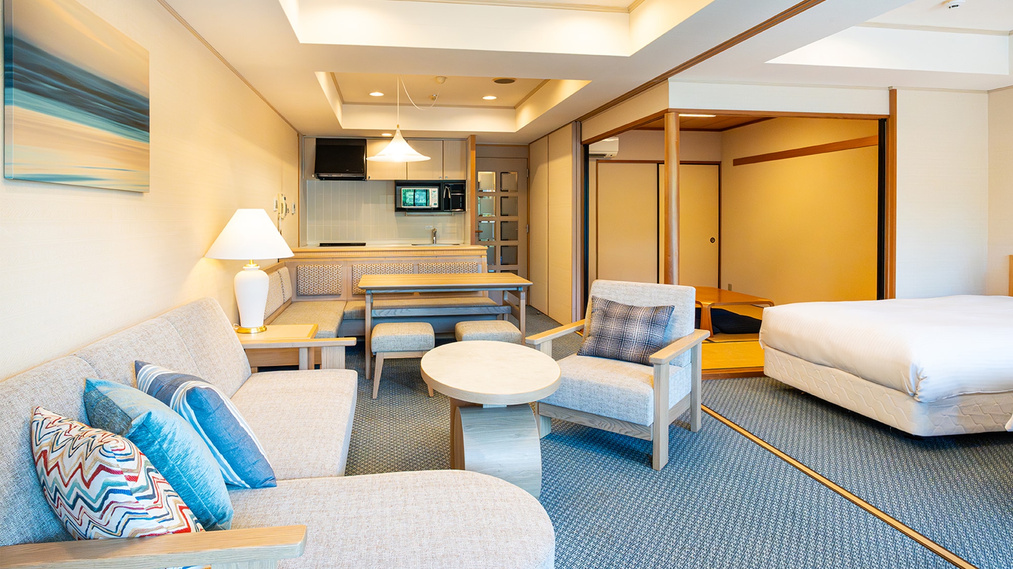 [Renovated] Japanese-Western style room