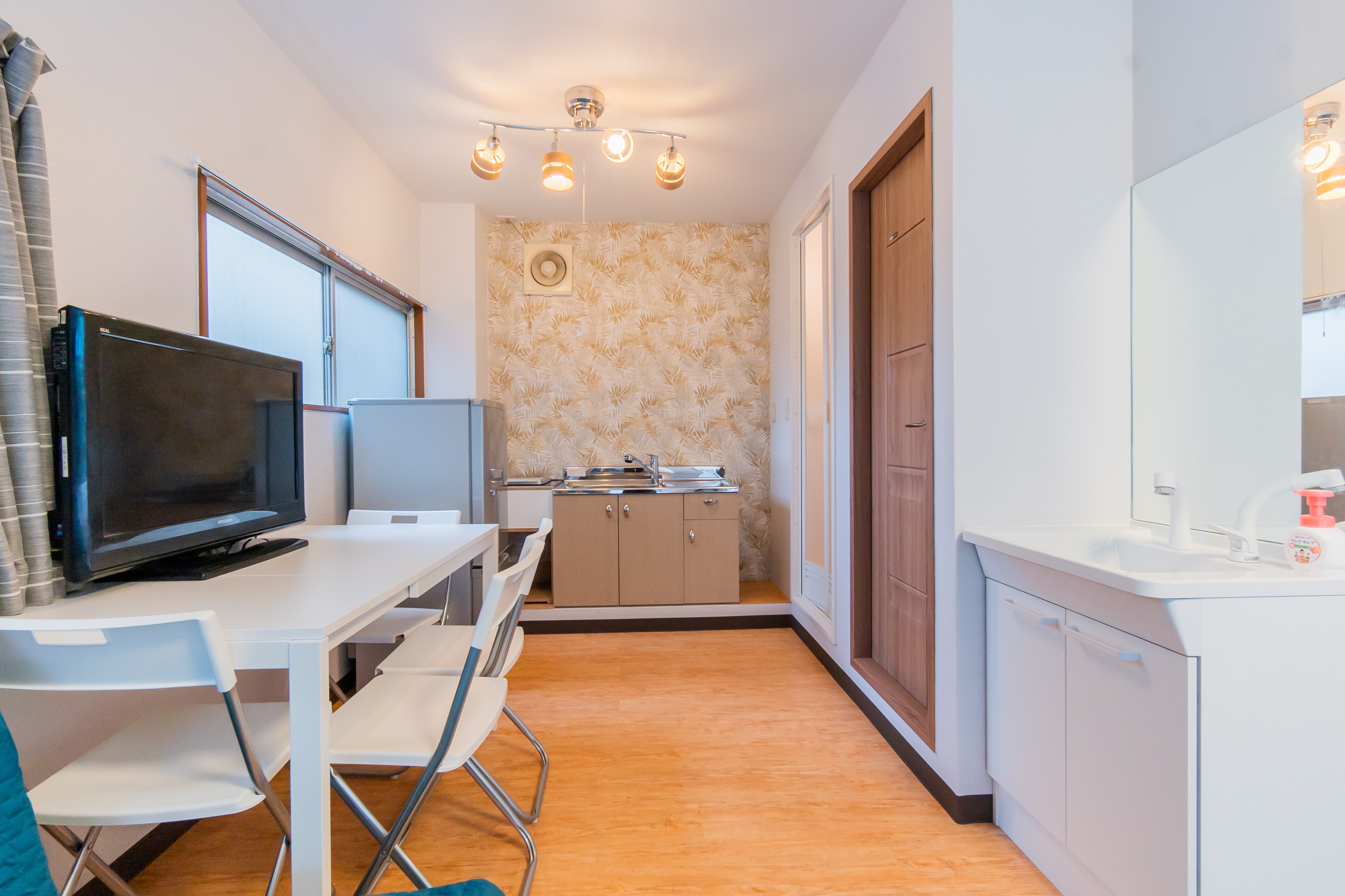 Private room [2 double beds and sofa bed] for 1 to 6 people