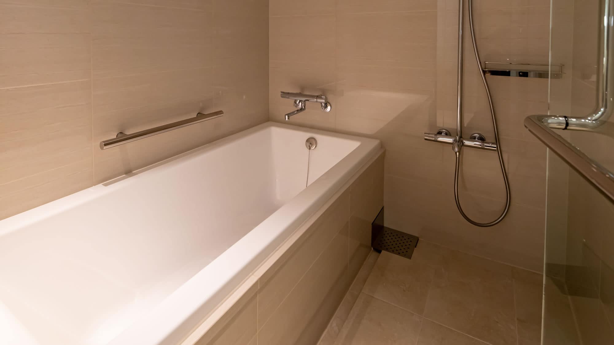 Japanese Triple Bathroom