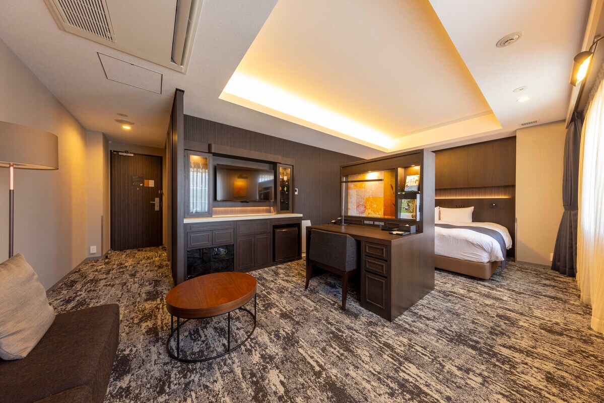 Minibar Eksekutif GRAN