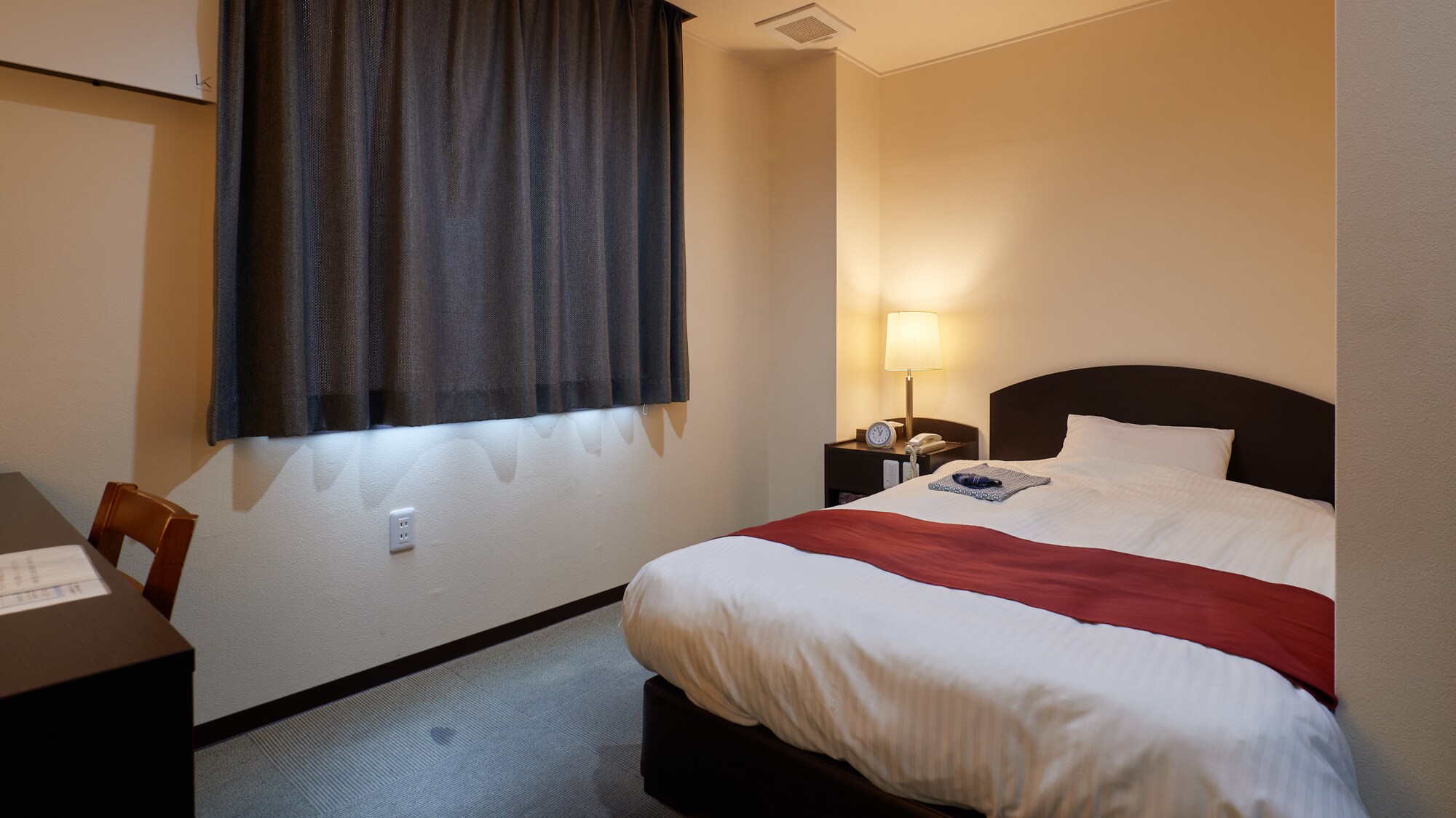 semi double room