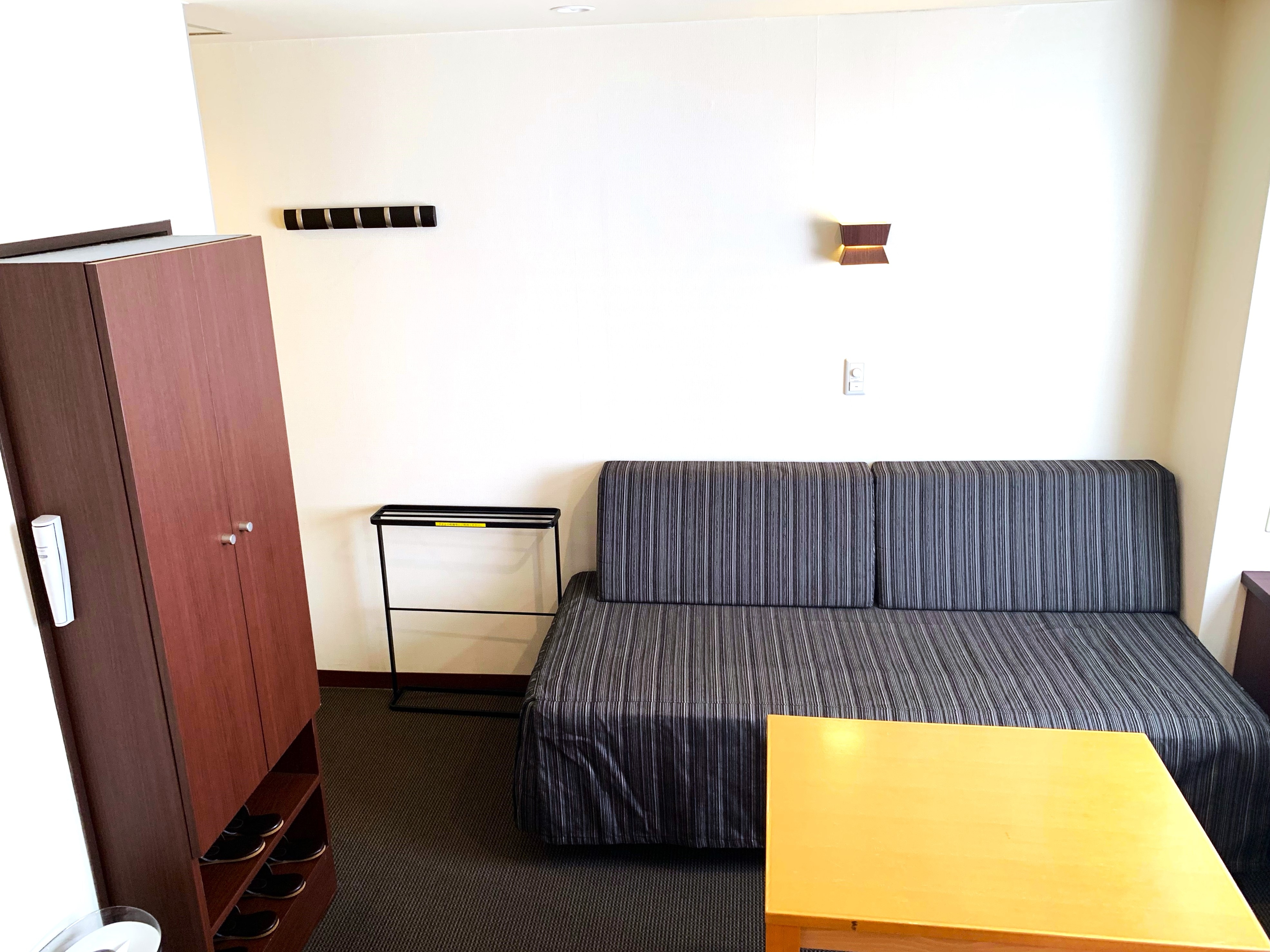 Twin room (TA12) opposite the tracks (for 2 people)