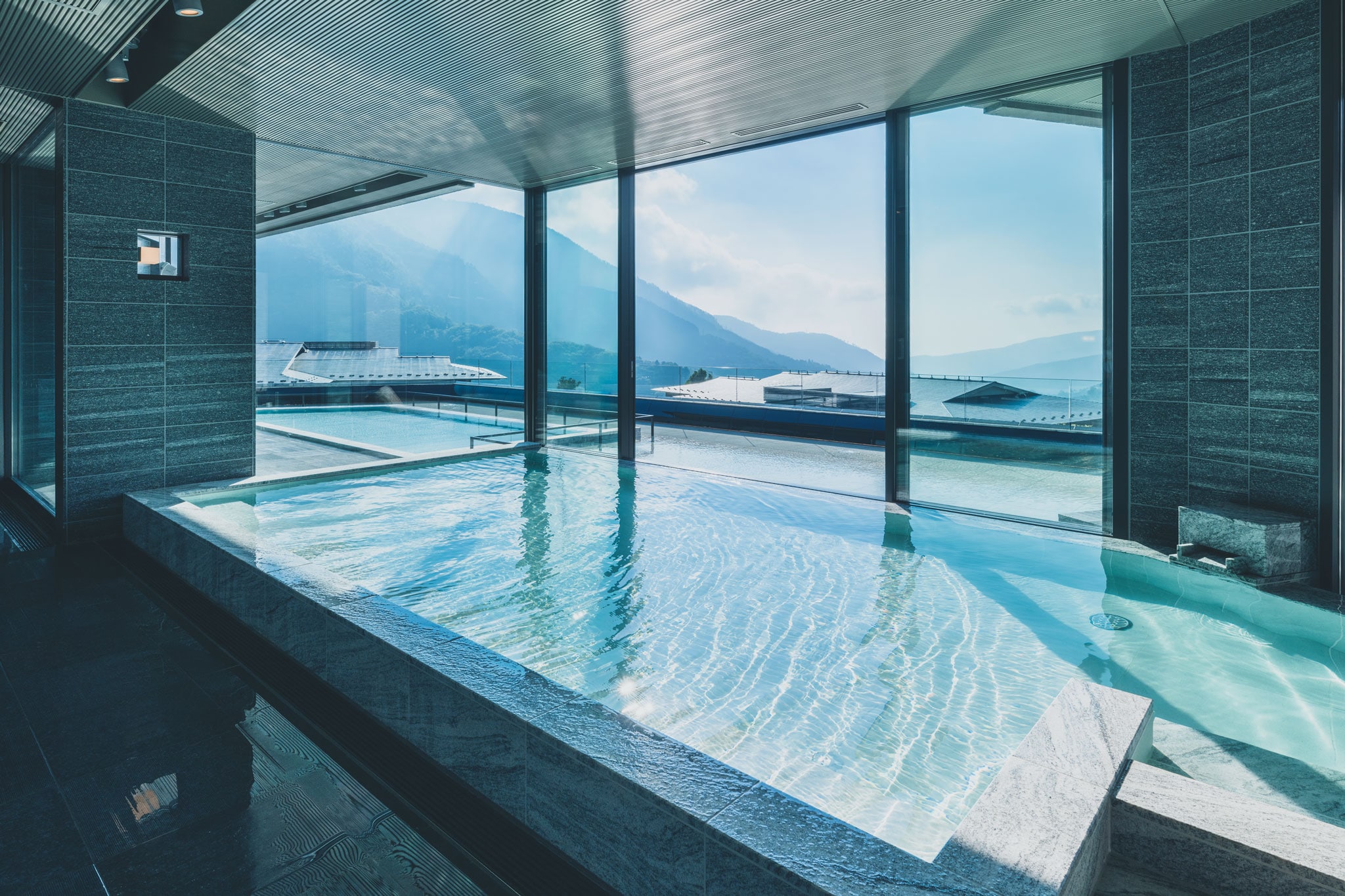 Open-air bath with a view "Aomi"
