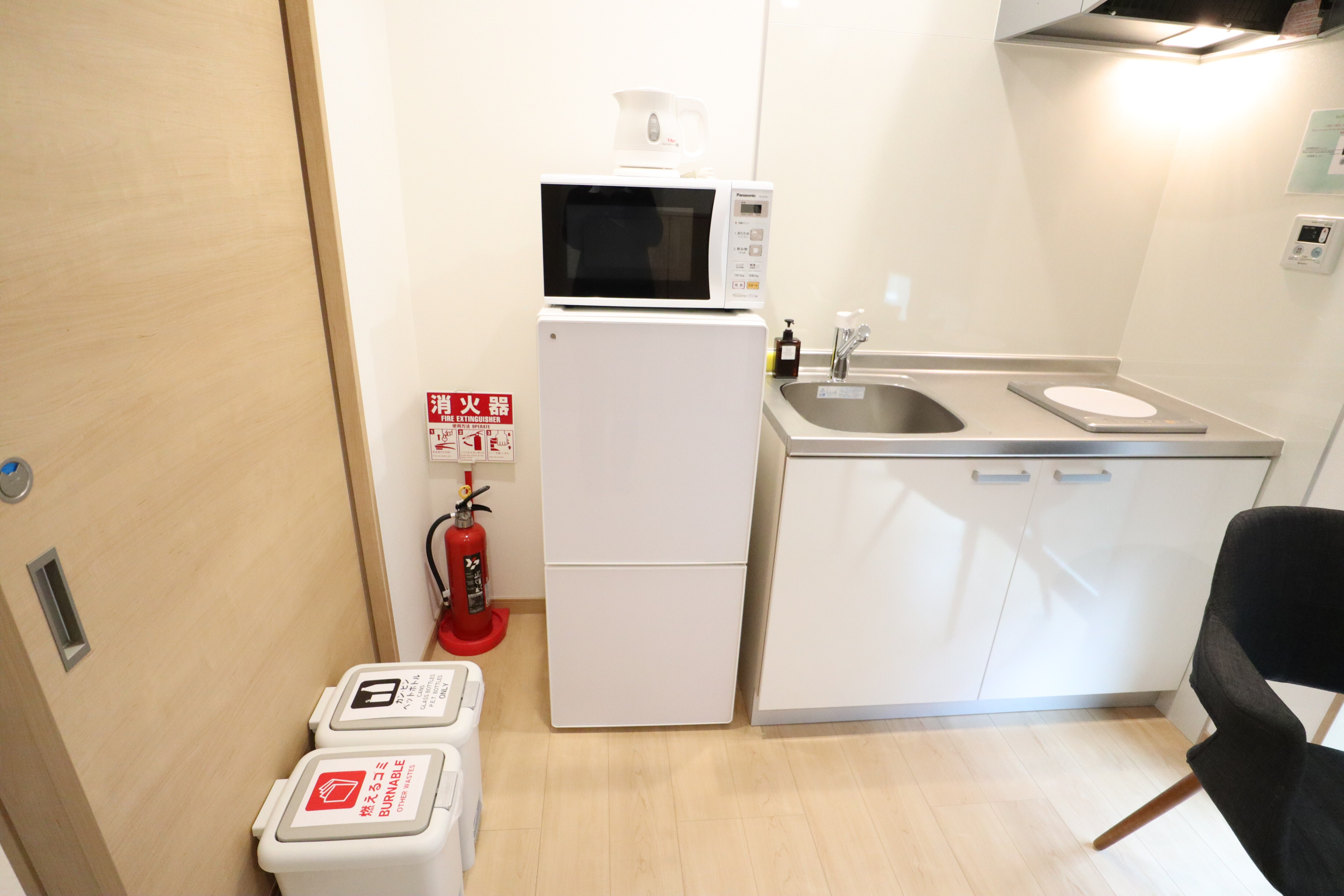 Kamar 4 ruang tamu