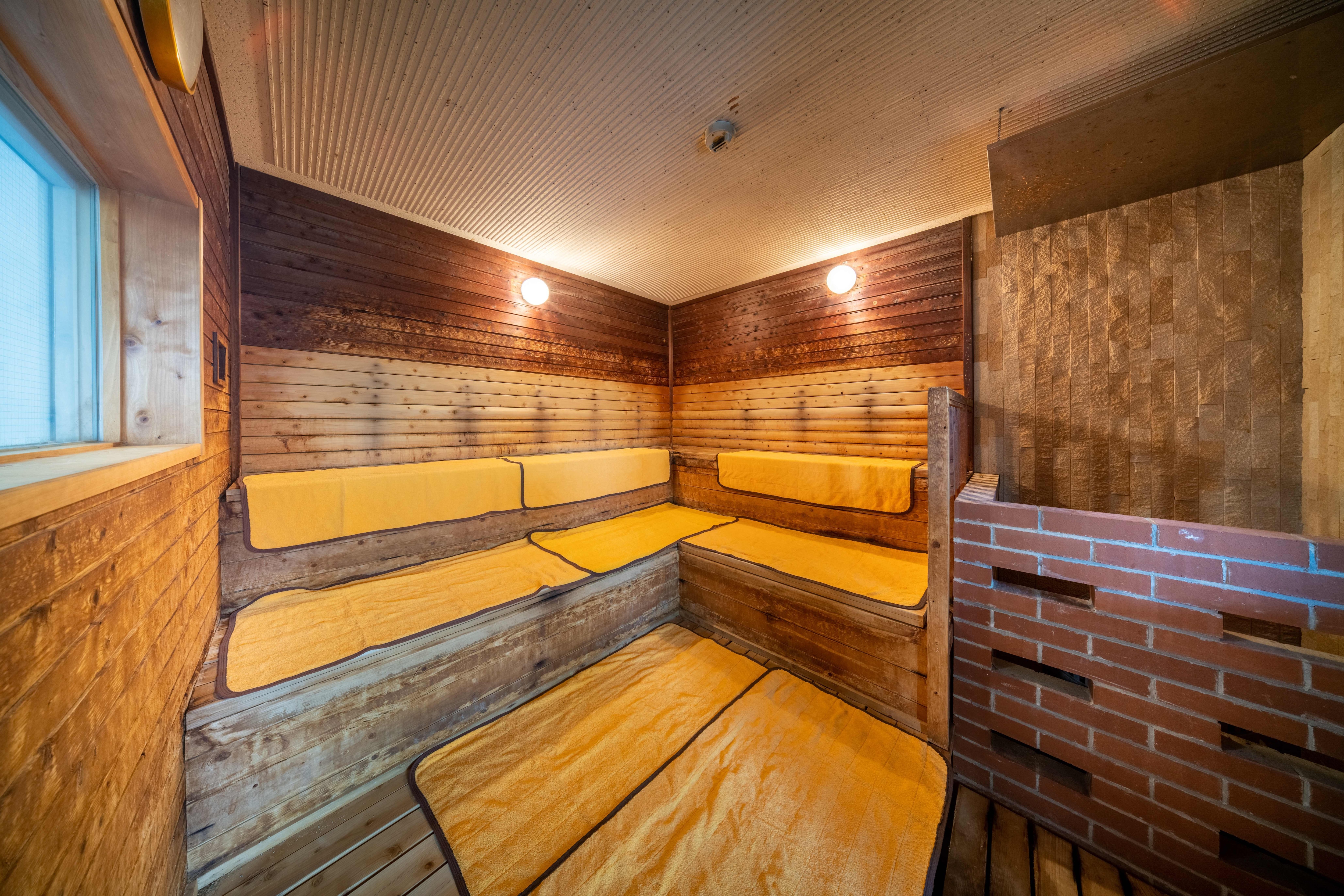 [Hot spring] {Sauna (Amasawa-no-yu)}