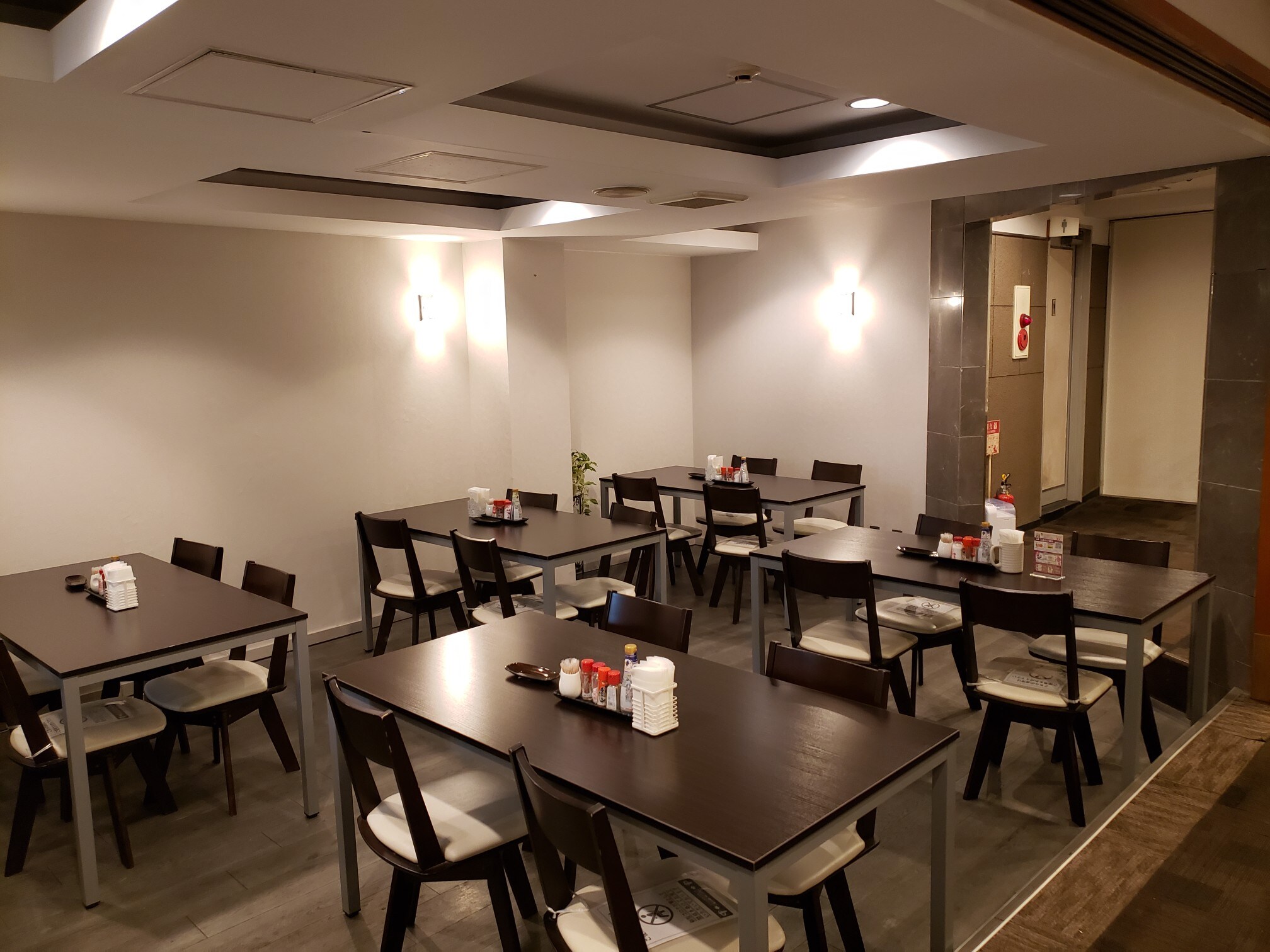 restaurant