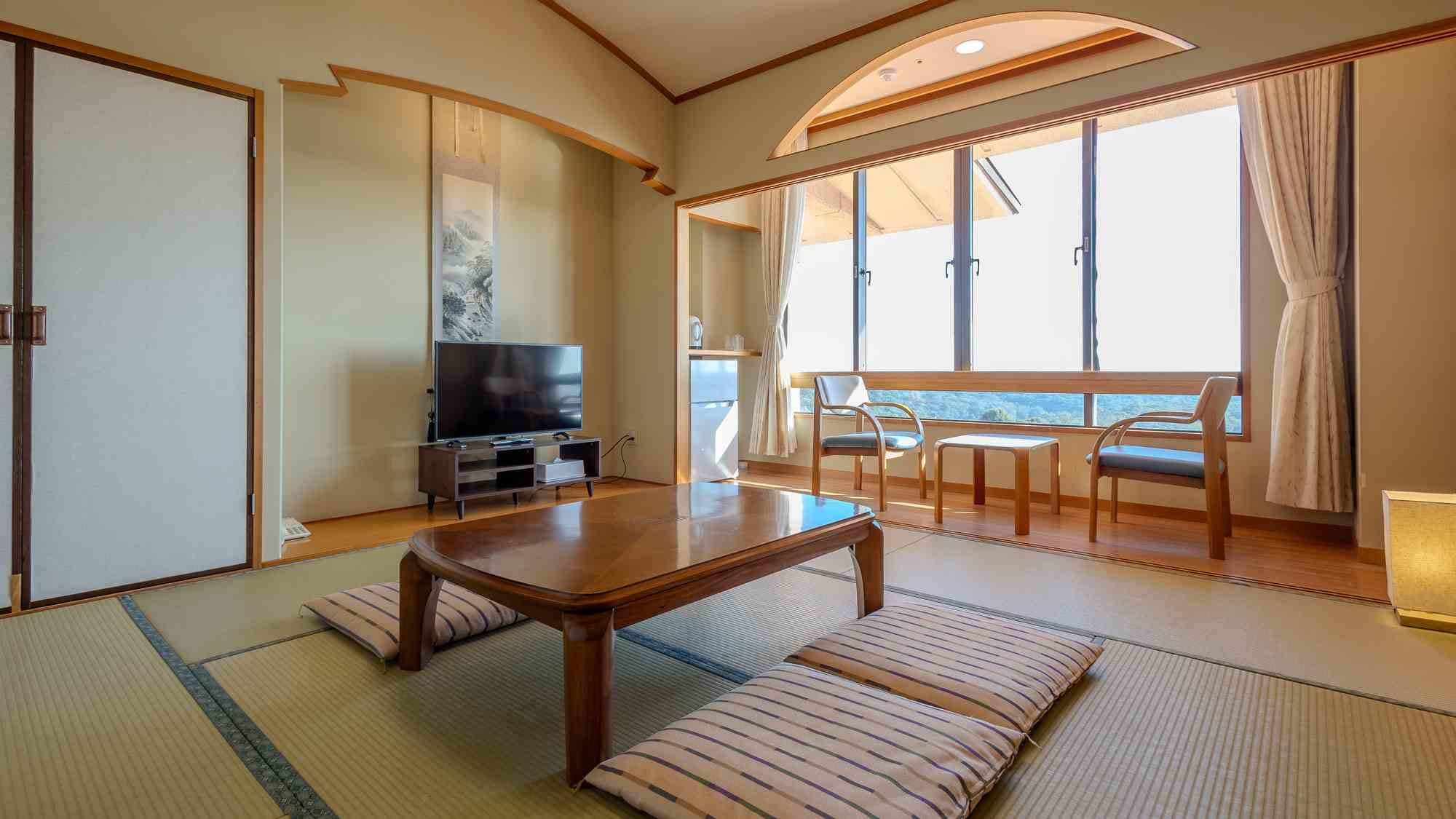 [Main building] Japanese-style room, 8 tatami mats, window-facing