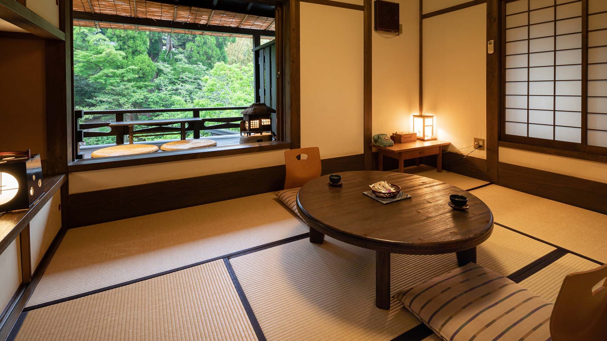 Tsuki: Japanese-Western style room with loft