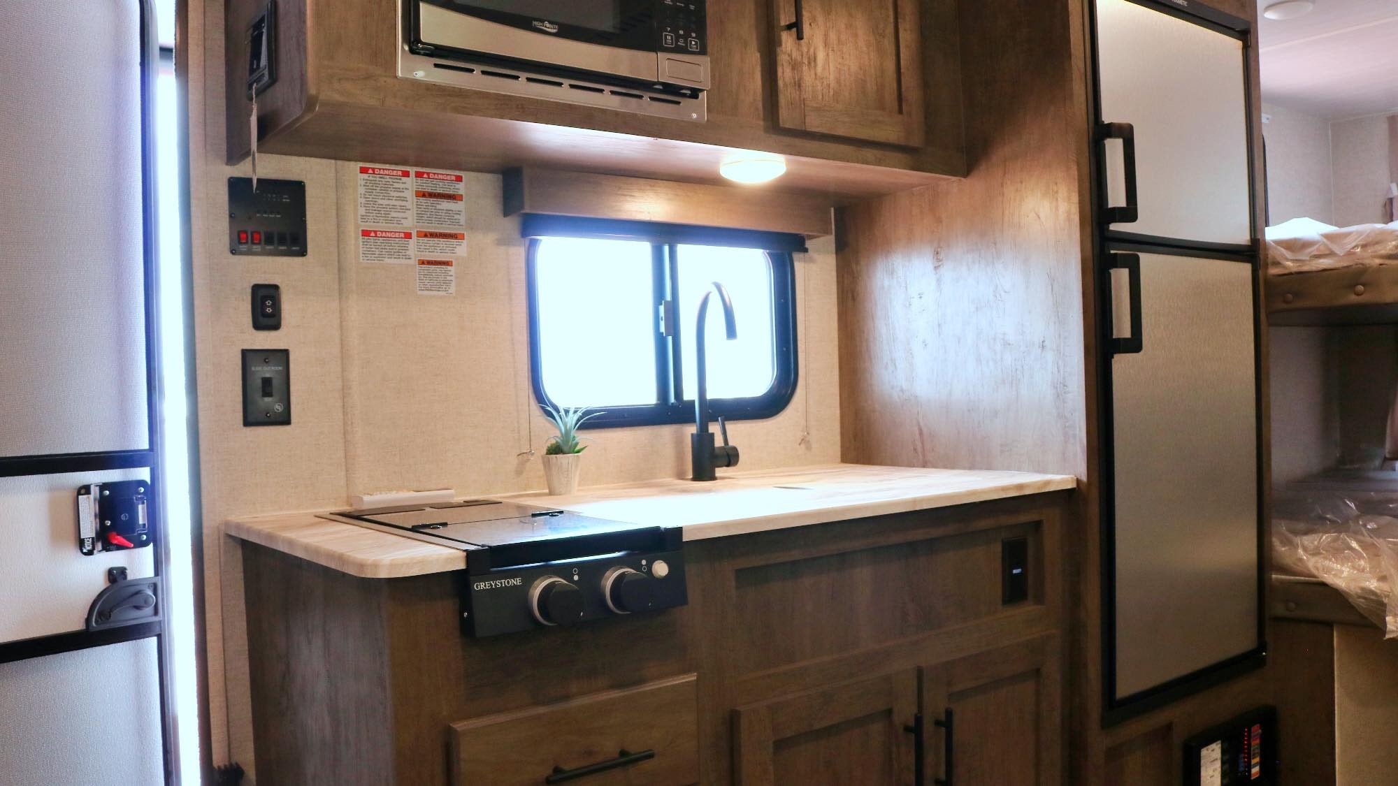 Trailer camping: Image