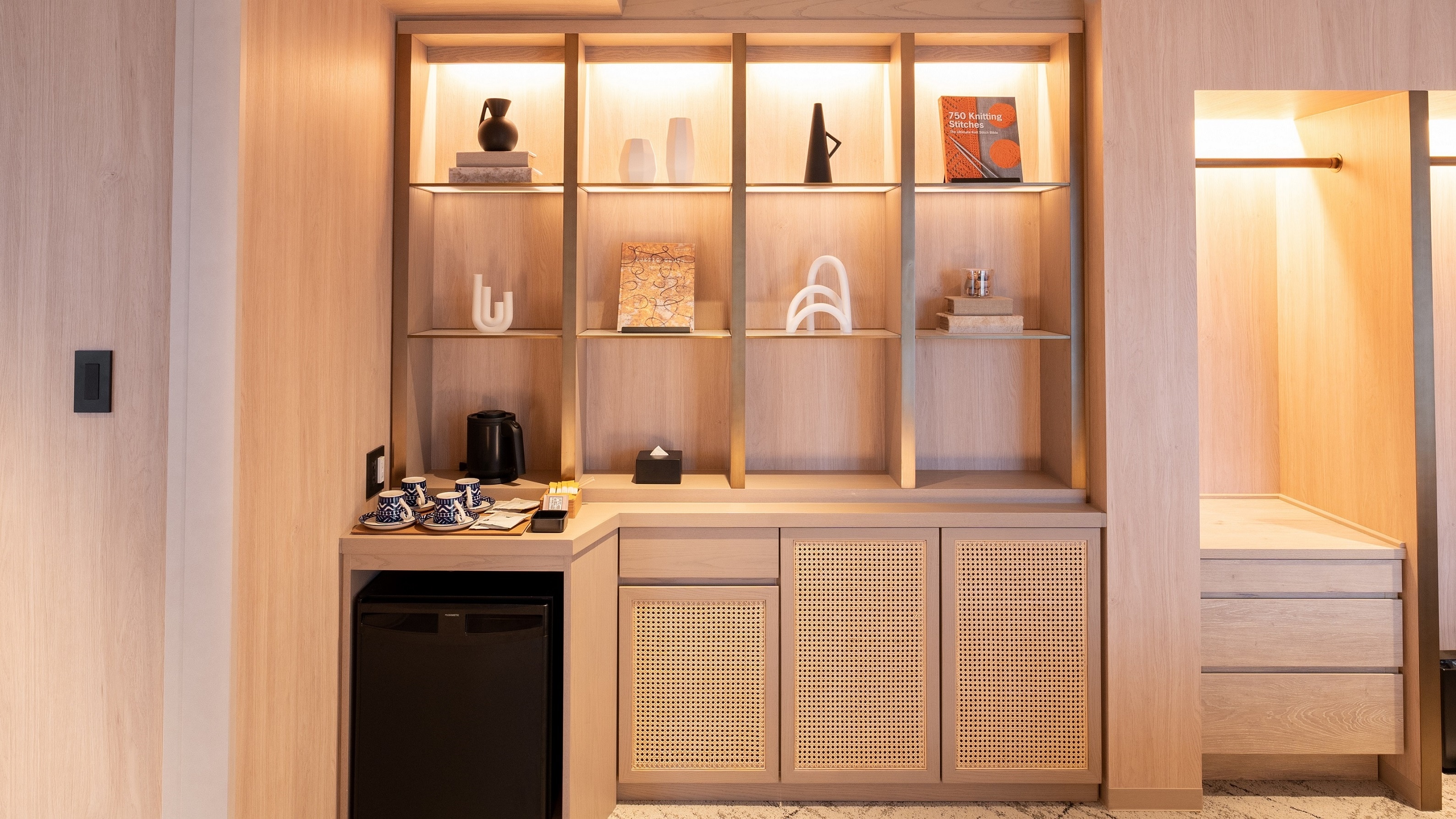 Leben Suite [Inside the guest room] *This is an example