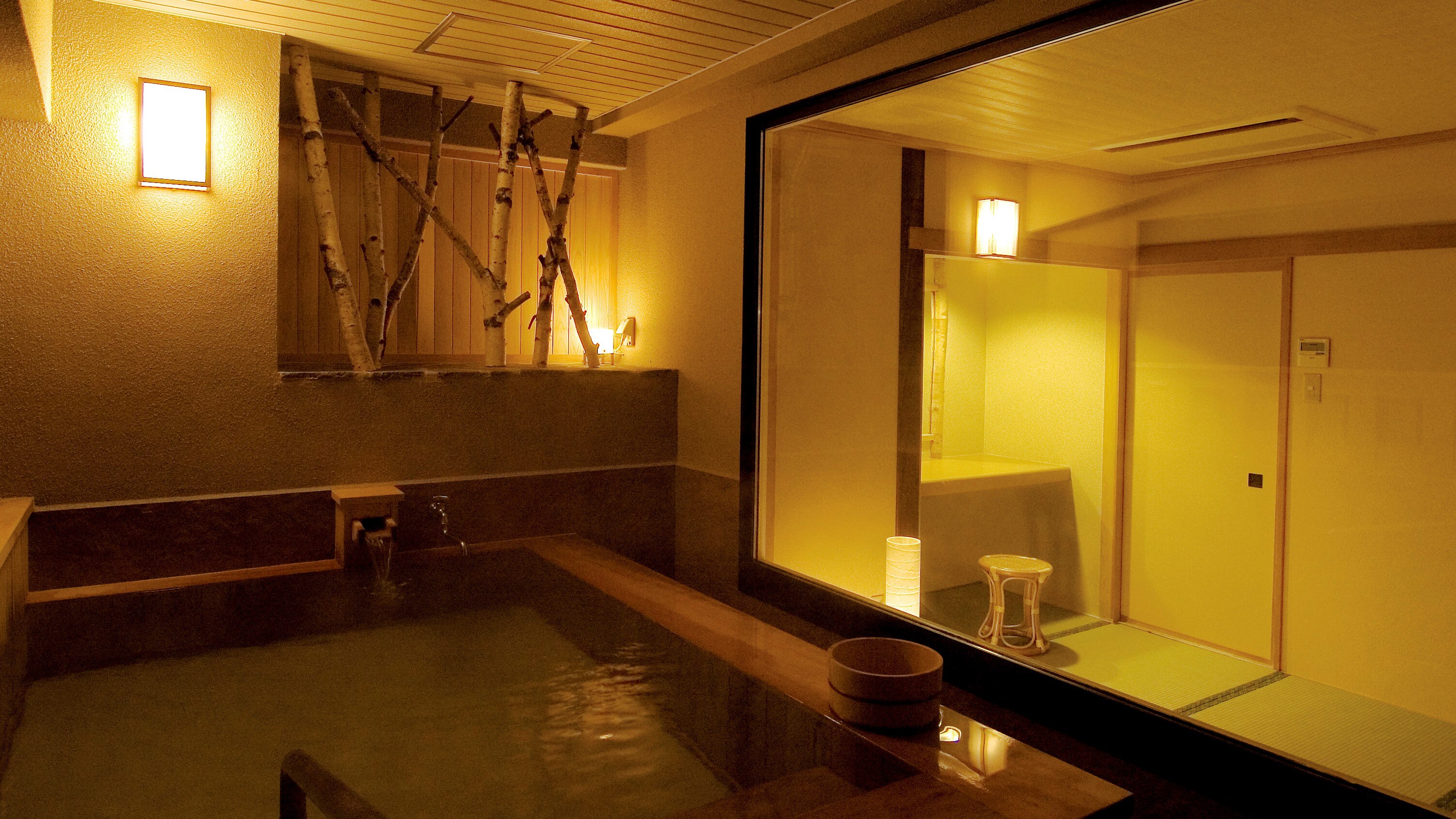 ◆ Private open-air bath (wooden incense / night)