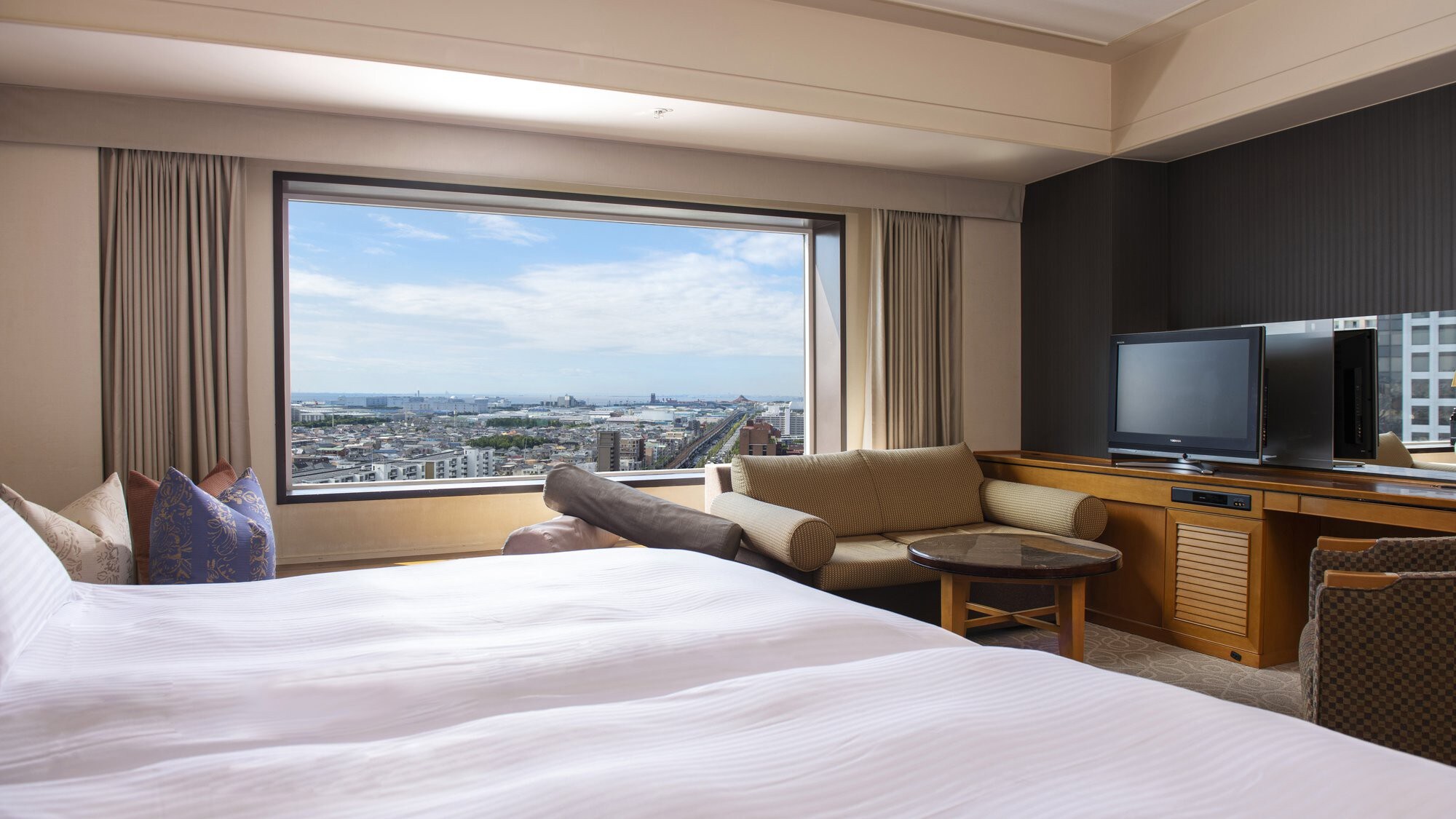 【Room Danran ～South Grand View】2~4명 정원・42평미(17~19F)