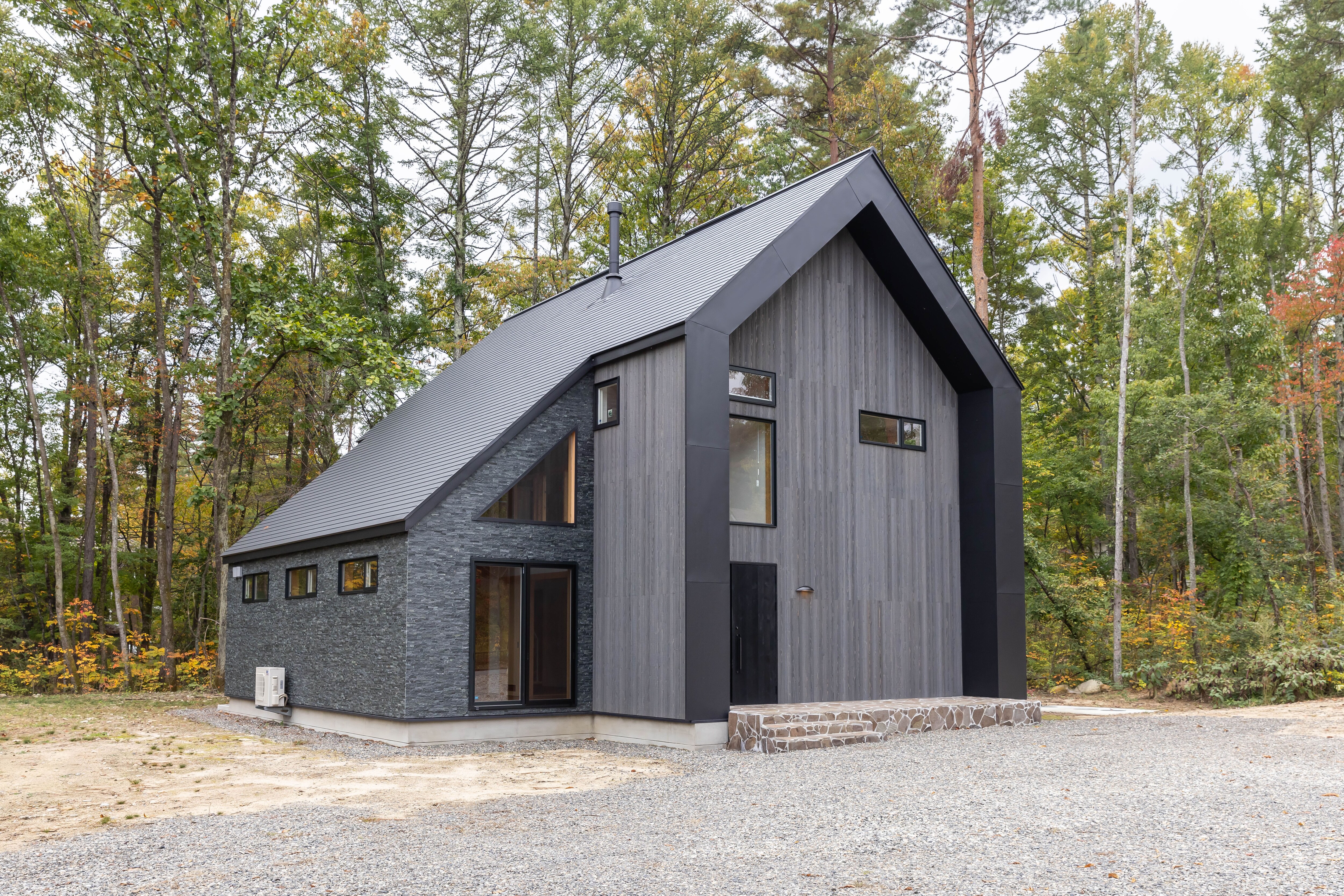 [Opening in February 2025] A fully-rentable accommodation facility located in Azumino's "Rinreigaoka Scholars Village"