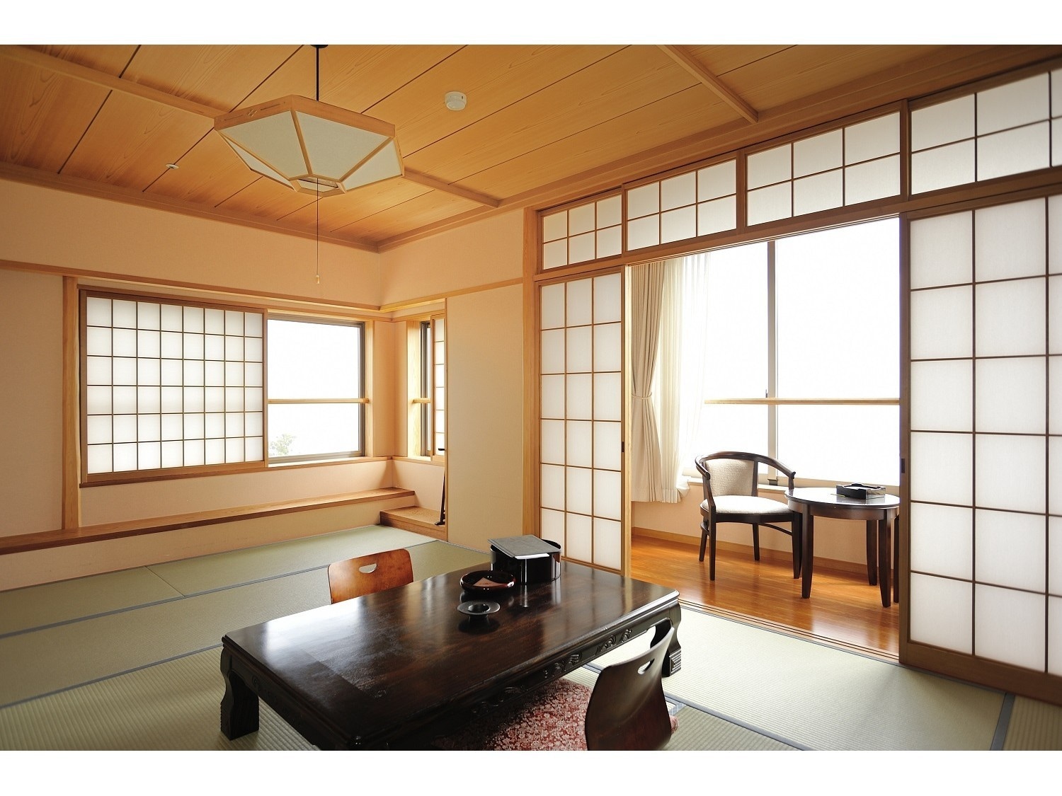 Special Japanese-style room (top floor corner room) with bathroom and toilet [non-smoking]